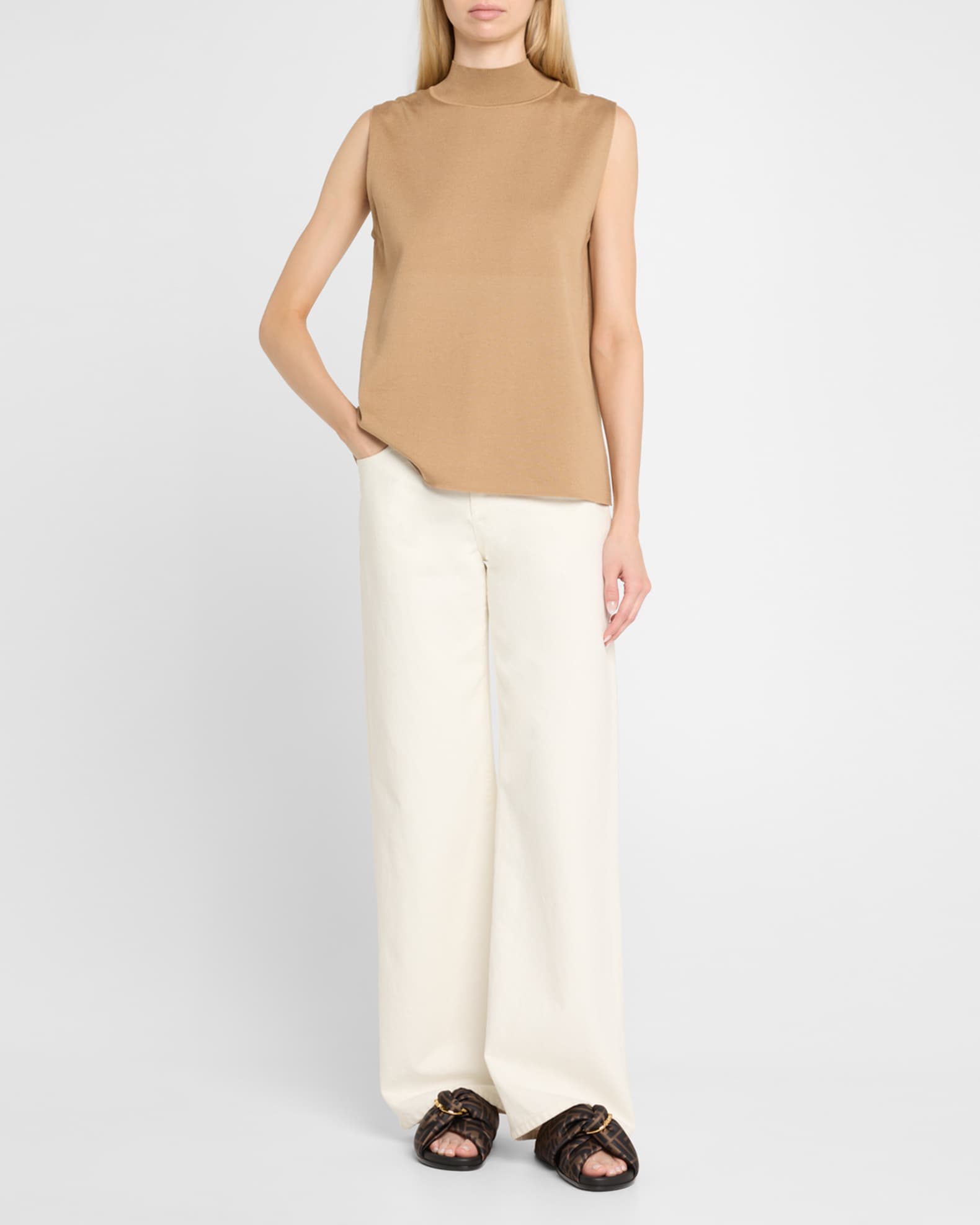 Fendi サテンのフラットスライド Fendi Feel Fabric Brown | Fendi