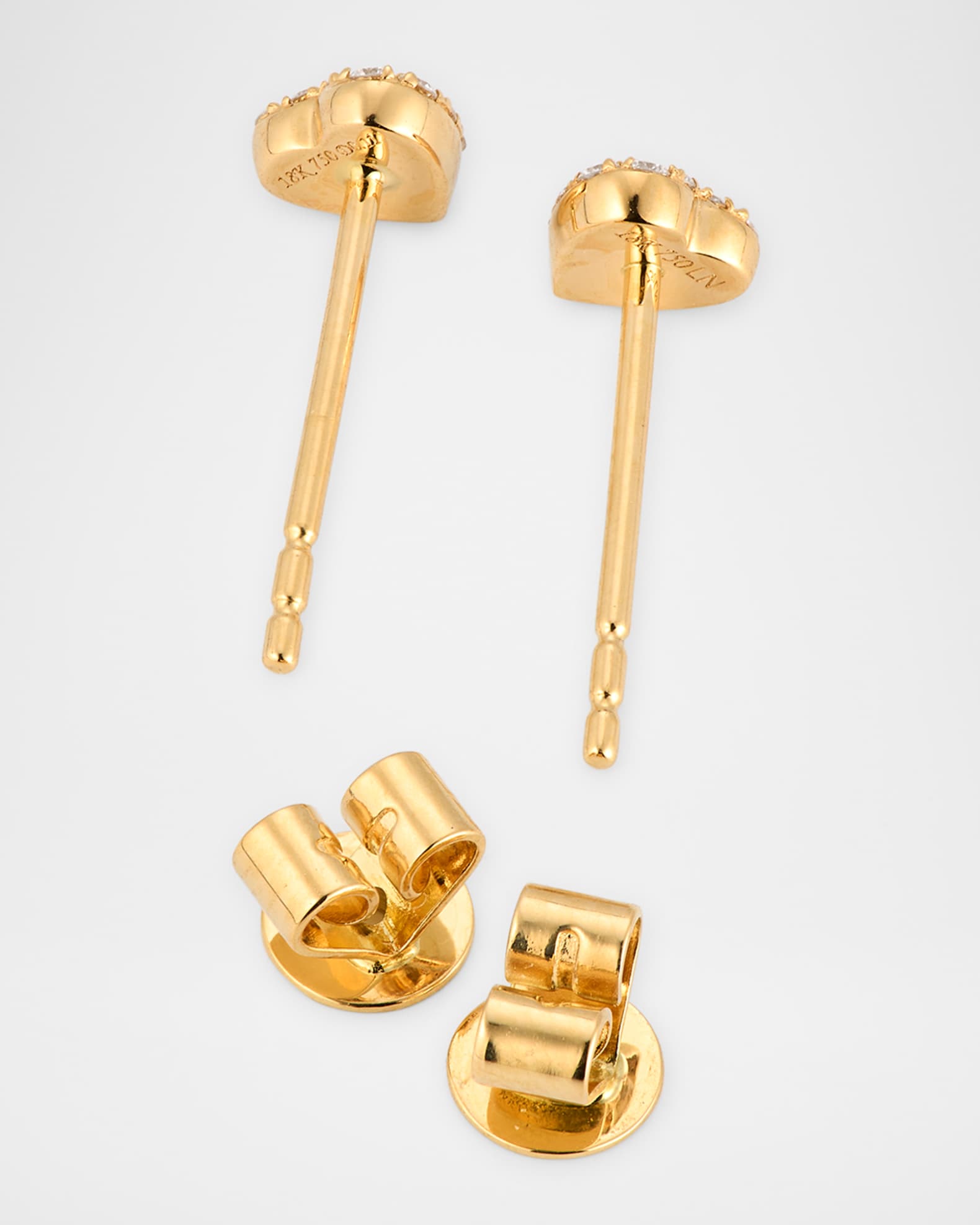 18k Yellow Gold Pavé Diamond Heart Shaped Stud Earrings For Sale At - Foto 12