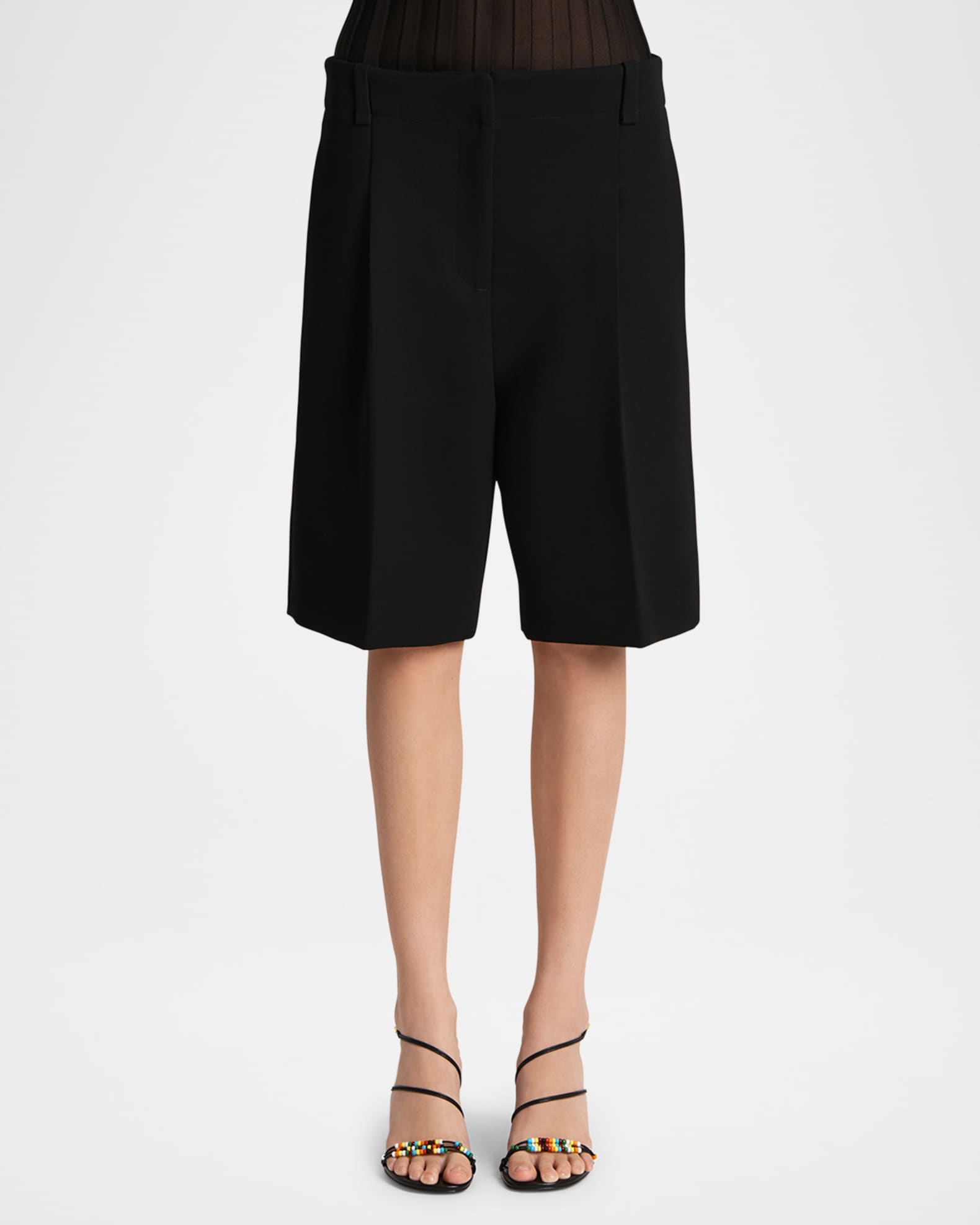 ショートパンツ Khaite Black Bermuda Shorts Khaite Black Bermuda Shorts | ModeSens