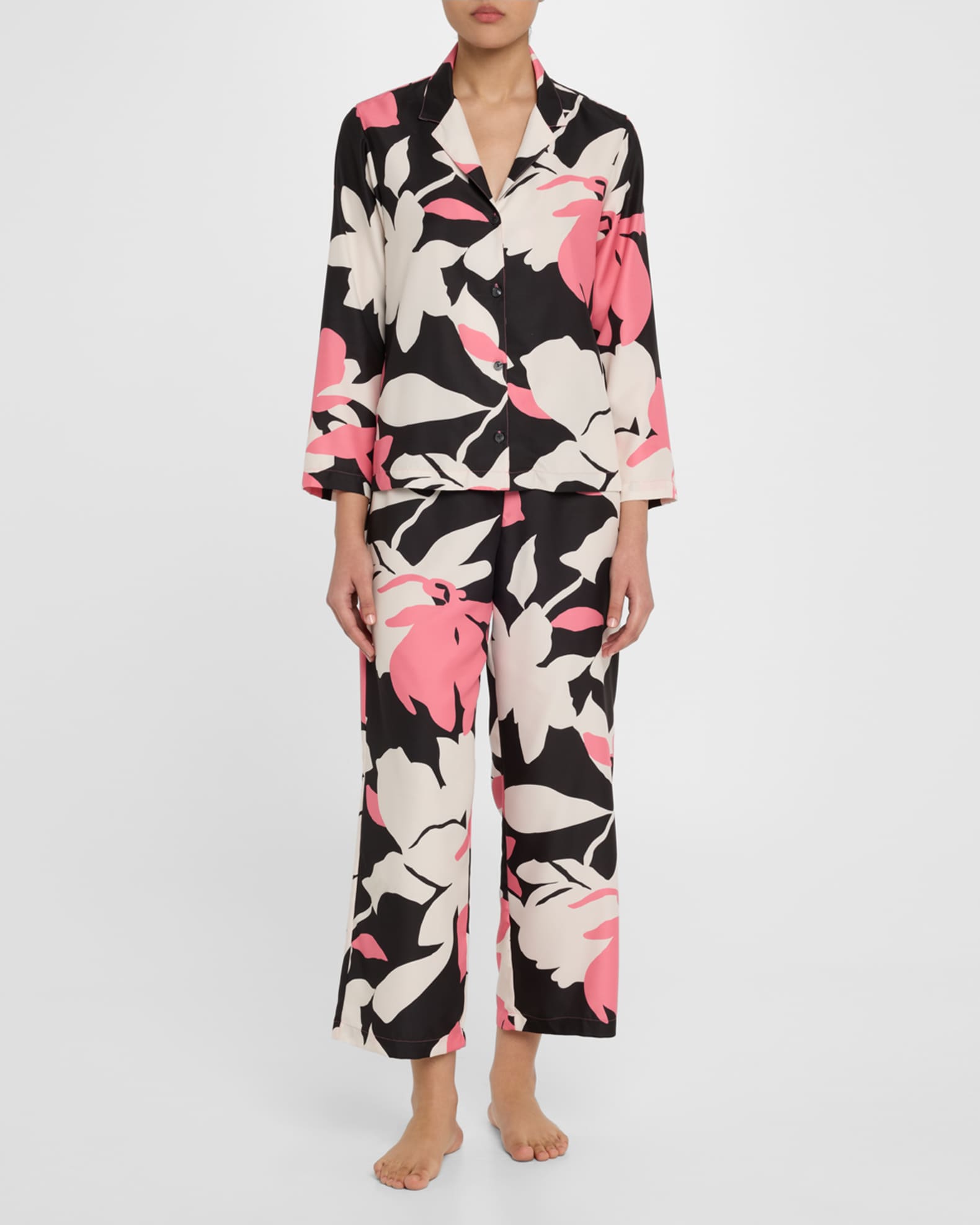 Niwashi Floral-Print Cropped Pajama Set 1