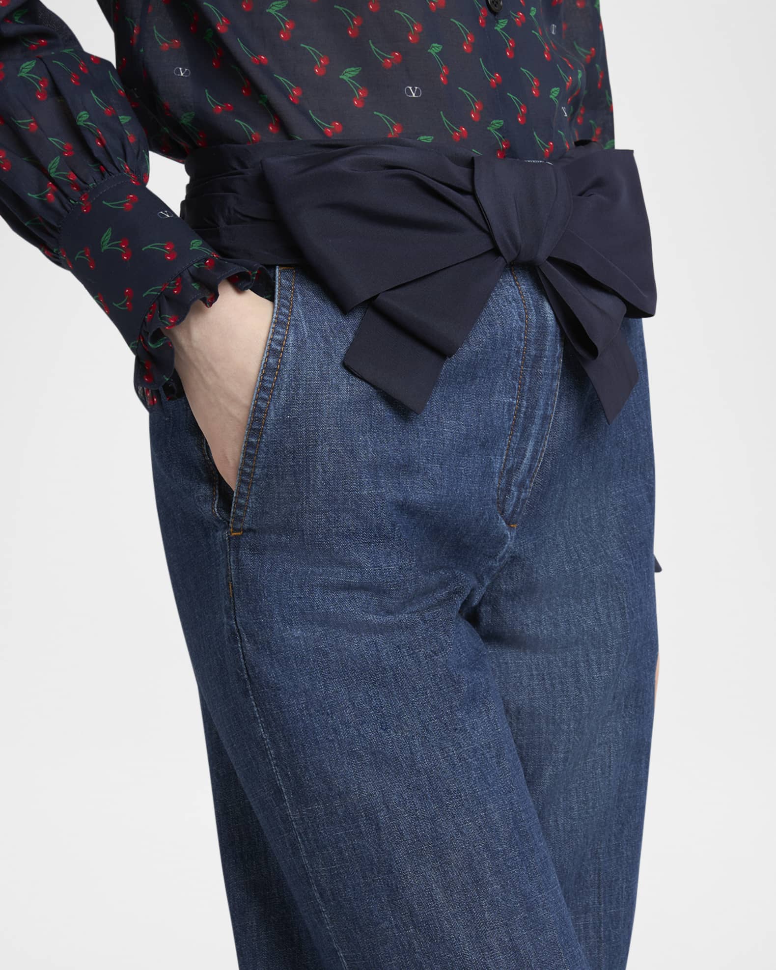 パンツ VALENTINO Valentino Garavani Denim Chambray pants Valentino Garavani Chambray Denim Pants with Bow | Neiman Marcus