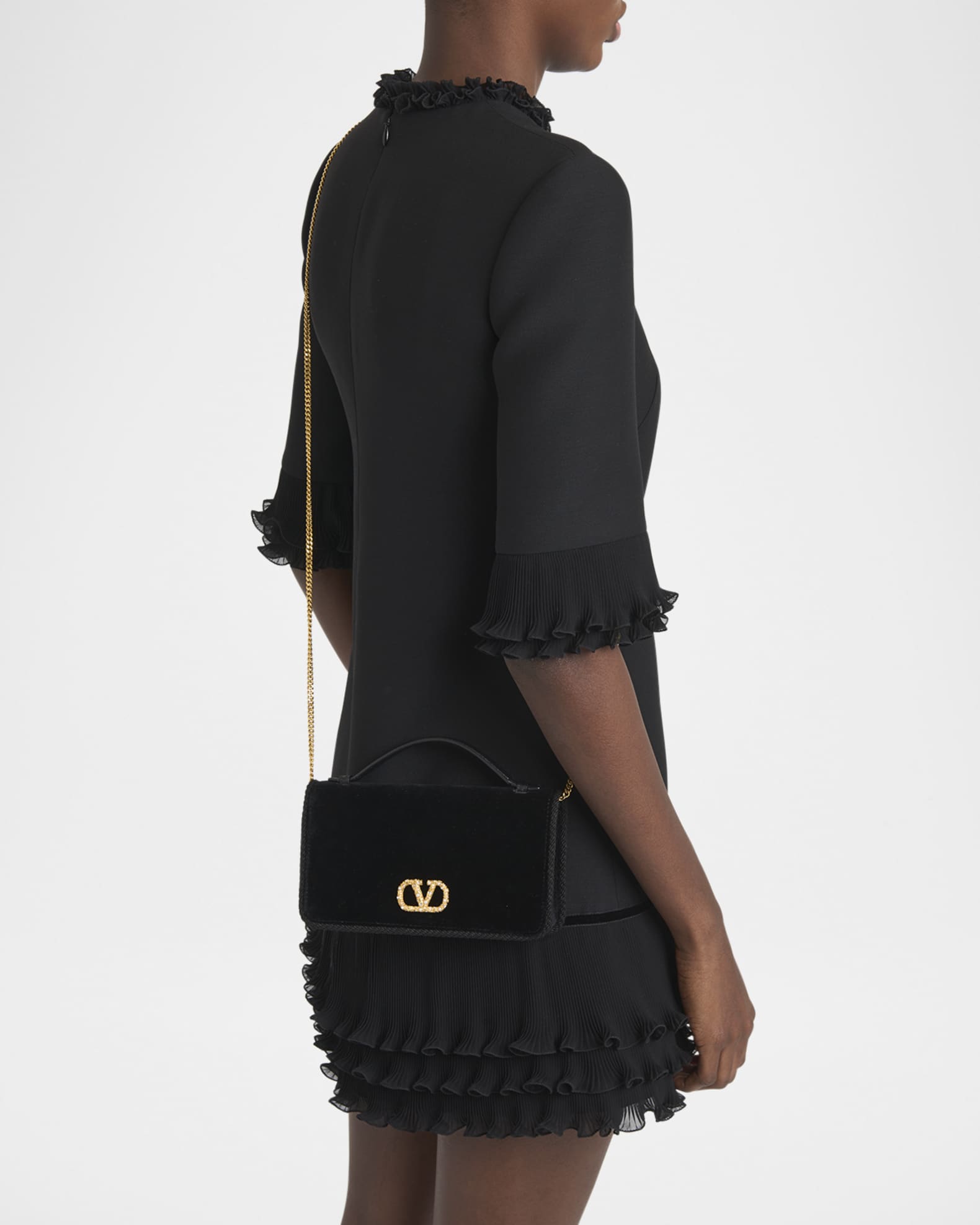 VALENTINO GARAVANI VLOGO Chain レザー ショルダーバッグ Valentino Garavani - VLogo Black Leather Chain Shoulder Bag
