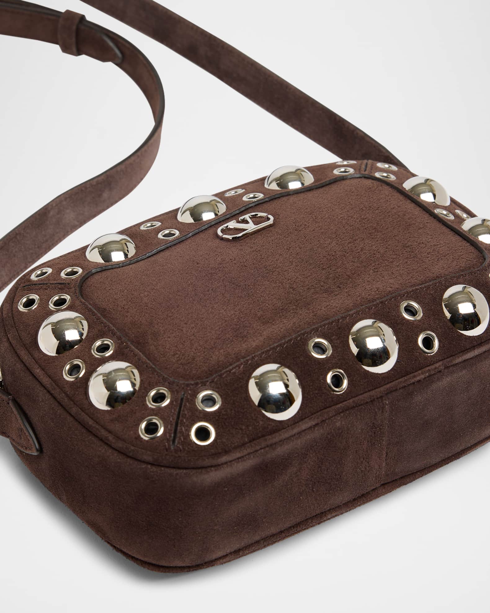 ショルダーバッグ・ポシェット Valentino Garavani Brown Suede Nellcate Crossbody Bag Valentino Garavani Nellcote Studded Suede Camera Crossbody
