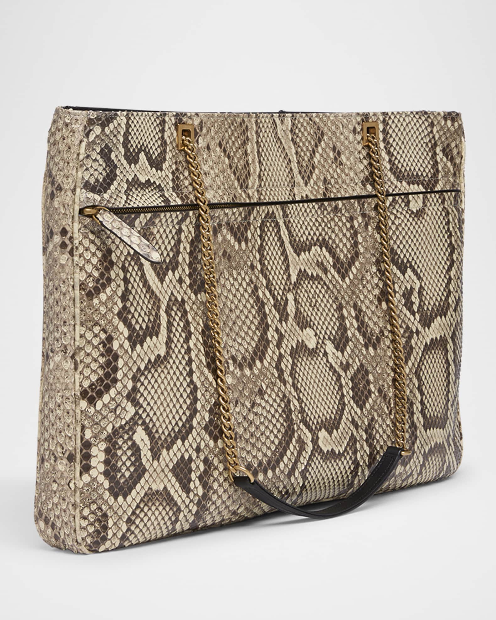 ショルダーバッグ・ポシェット [VALENTINO] Garavani Viva Superstar Valentino Garavani Viva Superstar Nappa Leather Crossbody