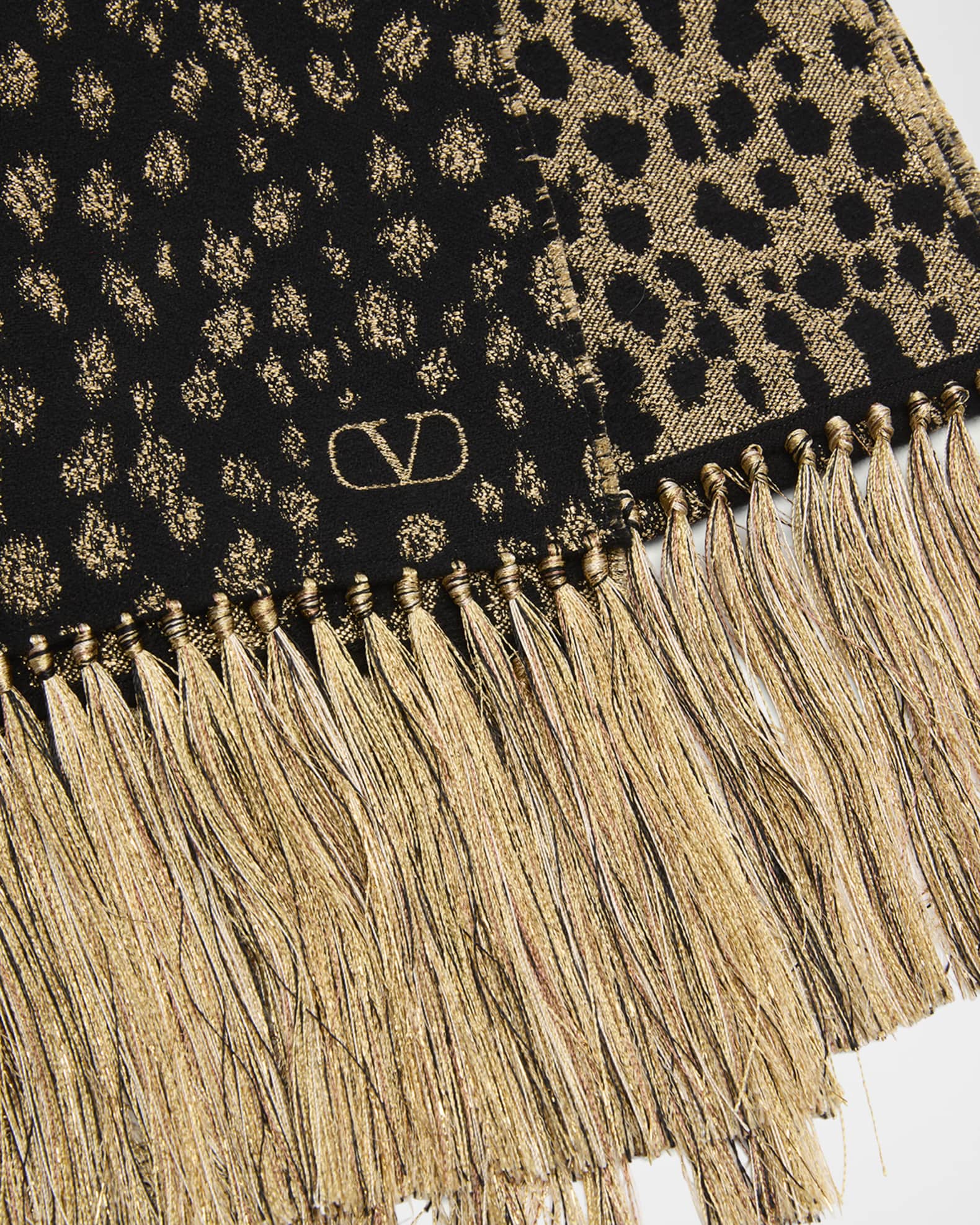 Metallic Jacquard Animal Fringe Scarf 1