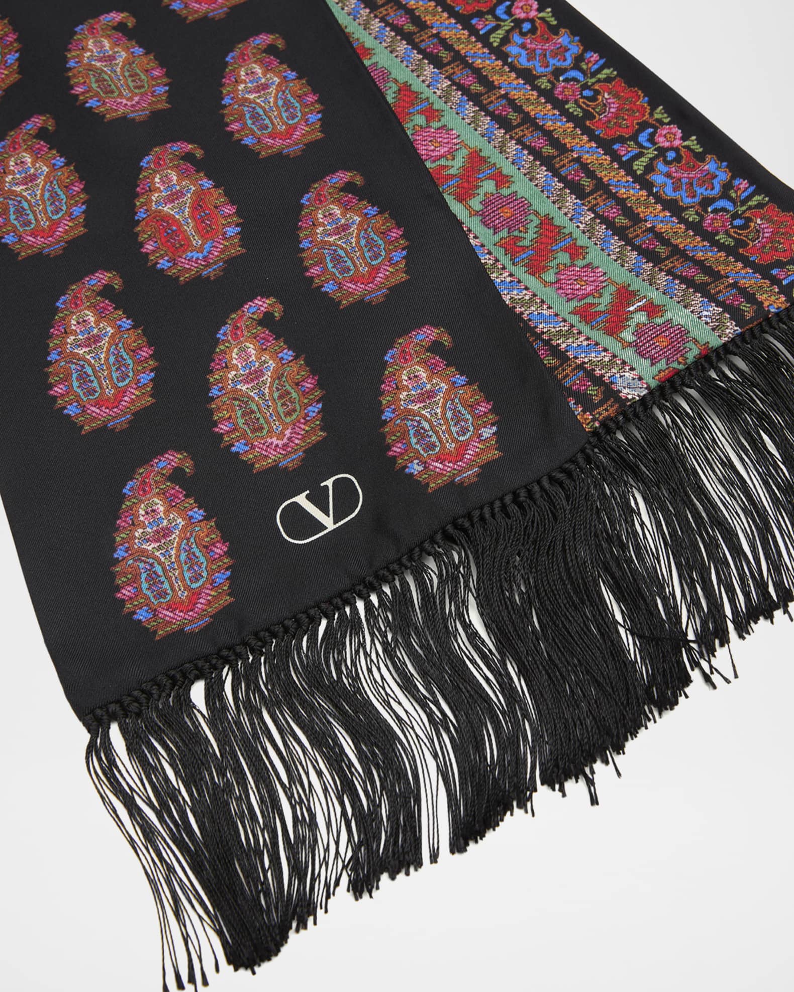 マフラー・ストール VALENTINO FW22 Midnight blue wool scarf (1W2ET00NLZC 598) VALENTINO GARAVANI Midnight Blue Wool Scarf (VALENTINO