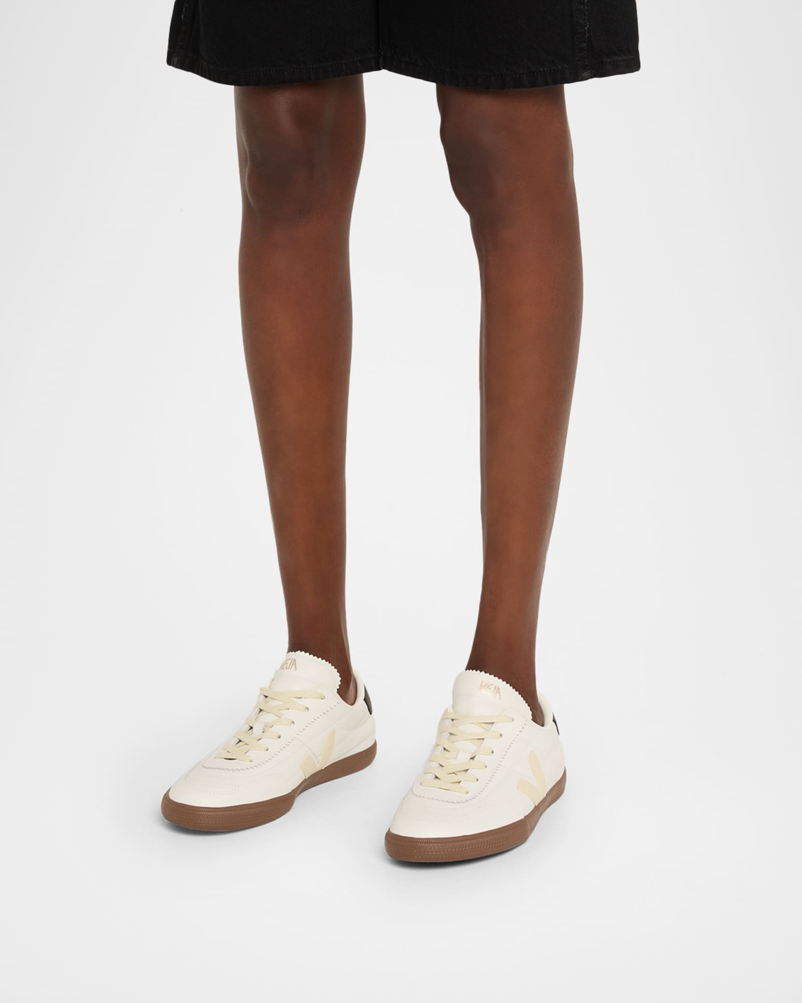 VEJA☆Panenka Leather Low Top Trainers スニーカー【UK発】 Veja Panenka Leather Sneaker - White Pierre Pekin Bark