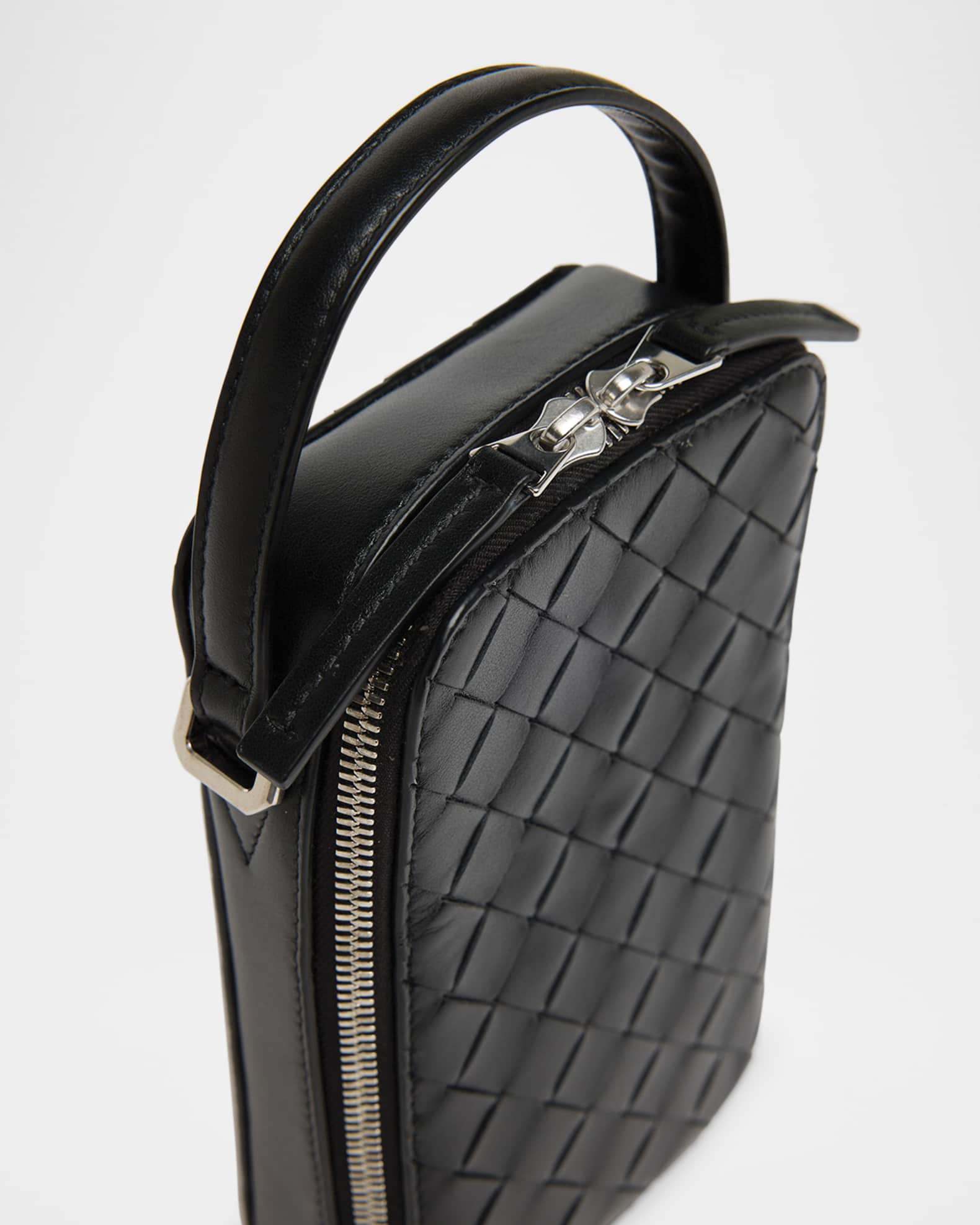 【関税＆送料込み】Bottega Veneta Getaway Leather Smartphon Bottega Veneta Men's Getaway Leather Crossbody Phone Pouch