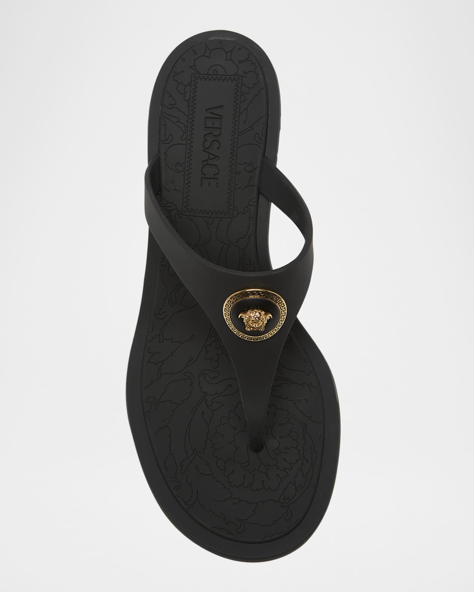 【関税＆送料込み】Versace Alia Rubber Thong Sandals Versace Alia Medusa Rubber Thong Sandals | Neiman Marcus