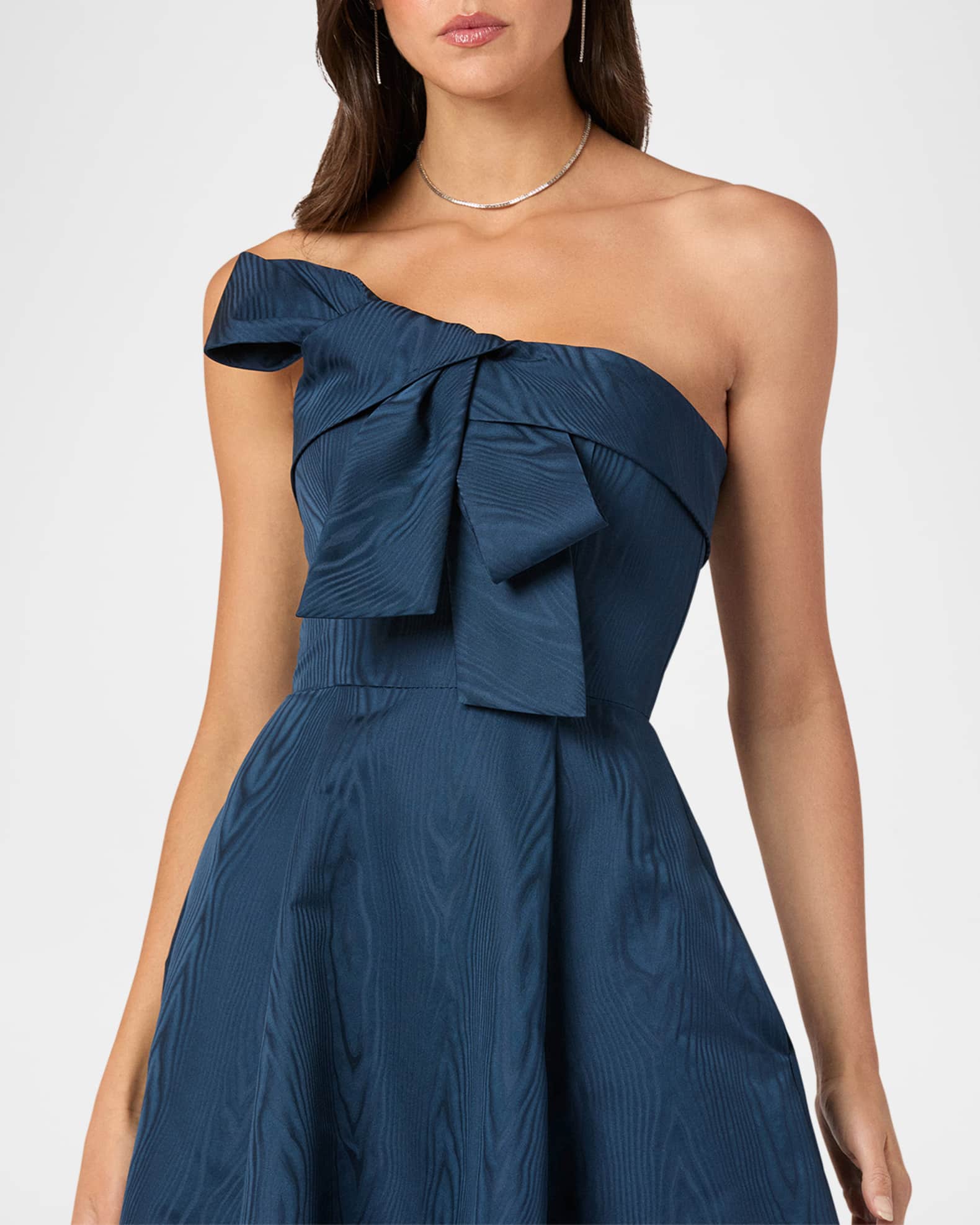 Shoshanna Odyssey Strapless Twist-Front Gown | Neiman Marcus
