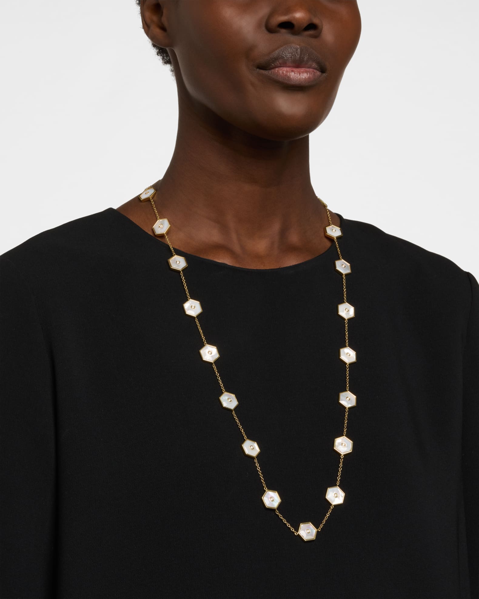 Baia Sommersa Long Necklace in 18K Yellow Gold with White Diamonds and Mother Of Pearl, 32"L 1