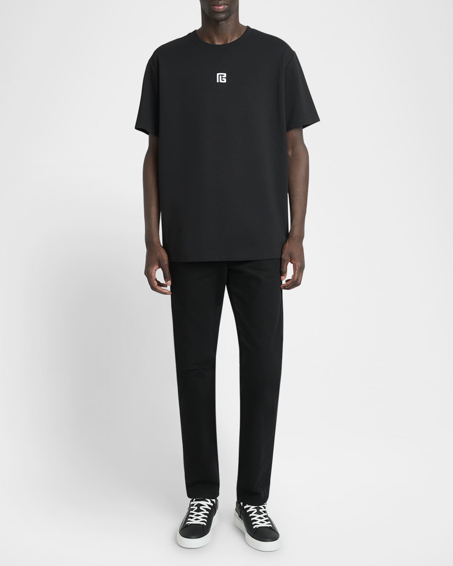 【関税＆送料込み】Balmain Black Crew Neck T-Shirt With Log Balmain Men's PB Logo Crewneck T-Shirt | Neiman Marcus