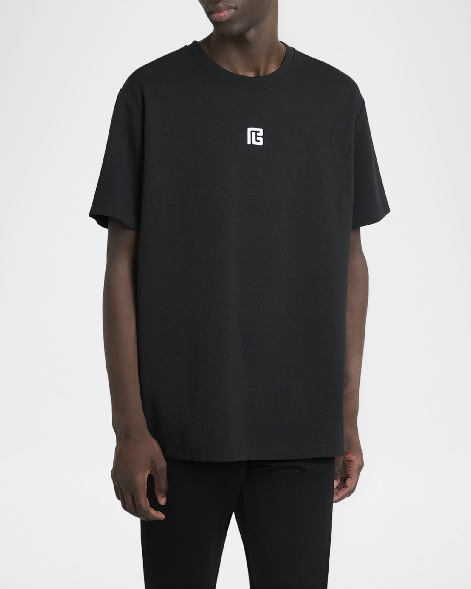 【関税＆送料込み】Balmain Black Crew Neck T-Shirt With Log Balmain Men's Logo Crew T-Shirt | Neiman Marcus