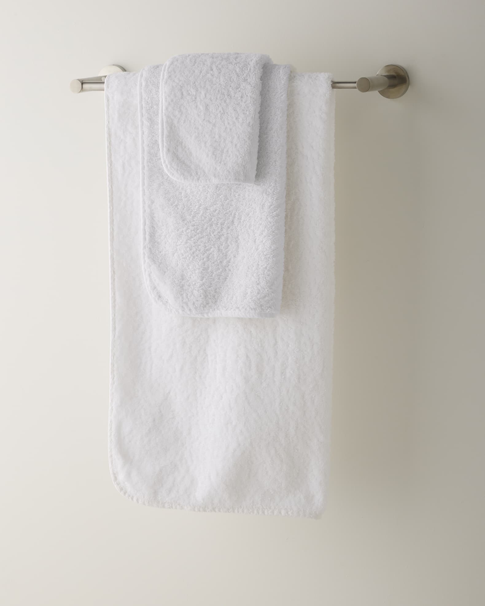 Grand Egoist Bath Towel 0