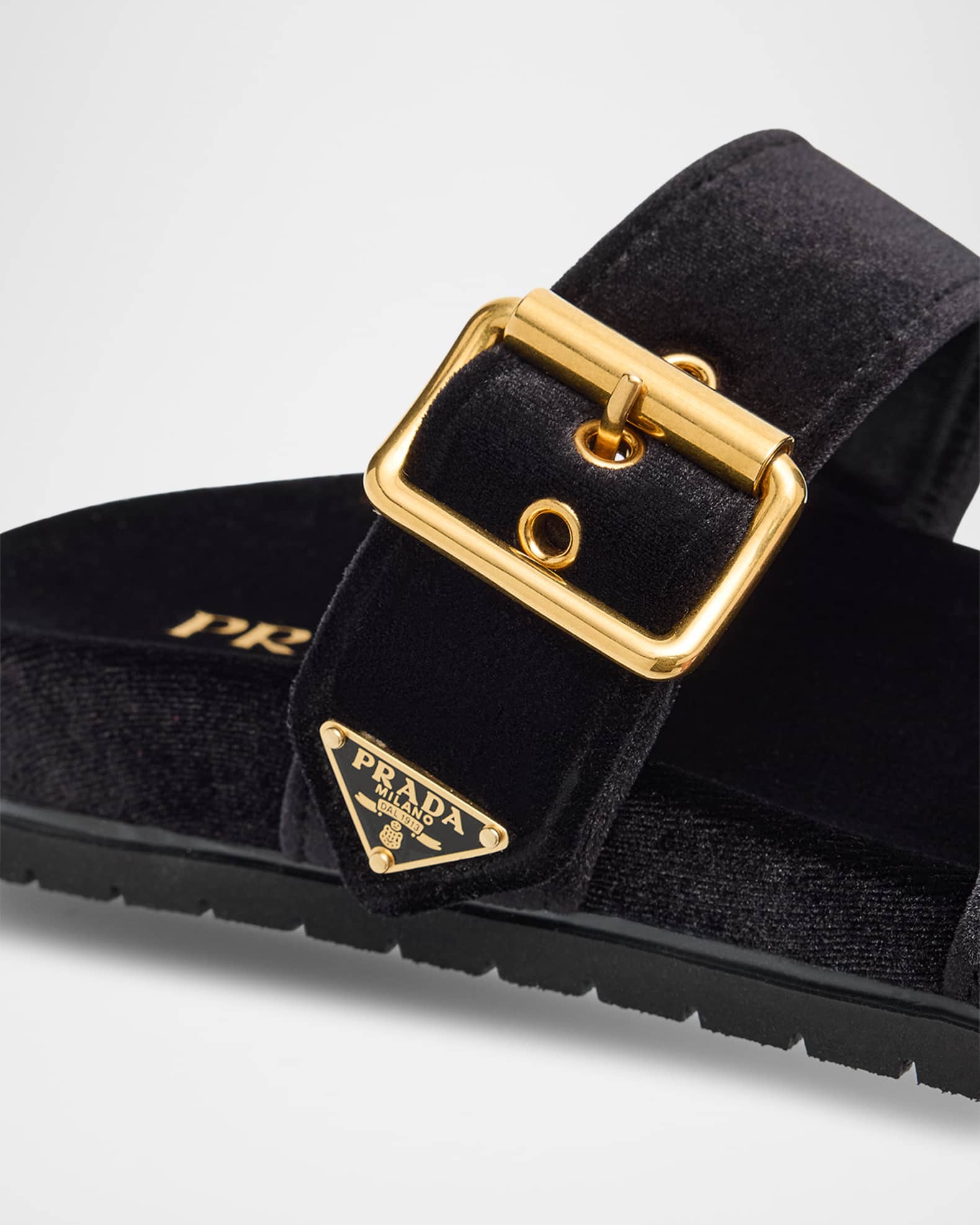 靴 PRADA Velvet Mules Prada Velvet Mules women - Glamood Outlet