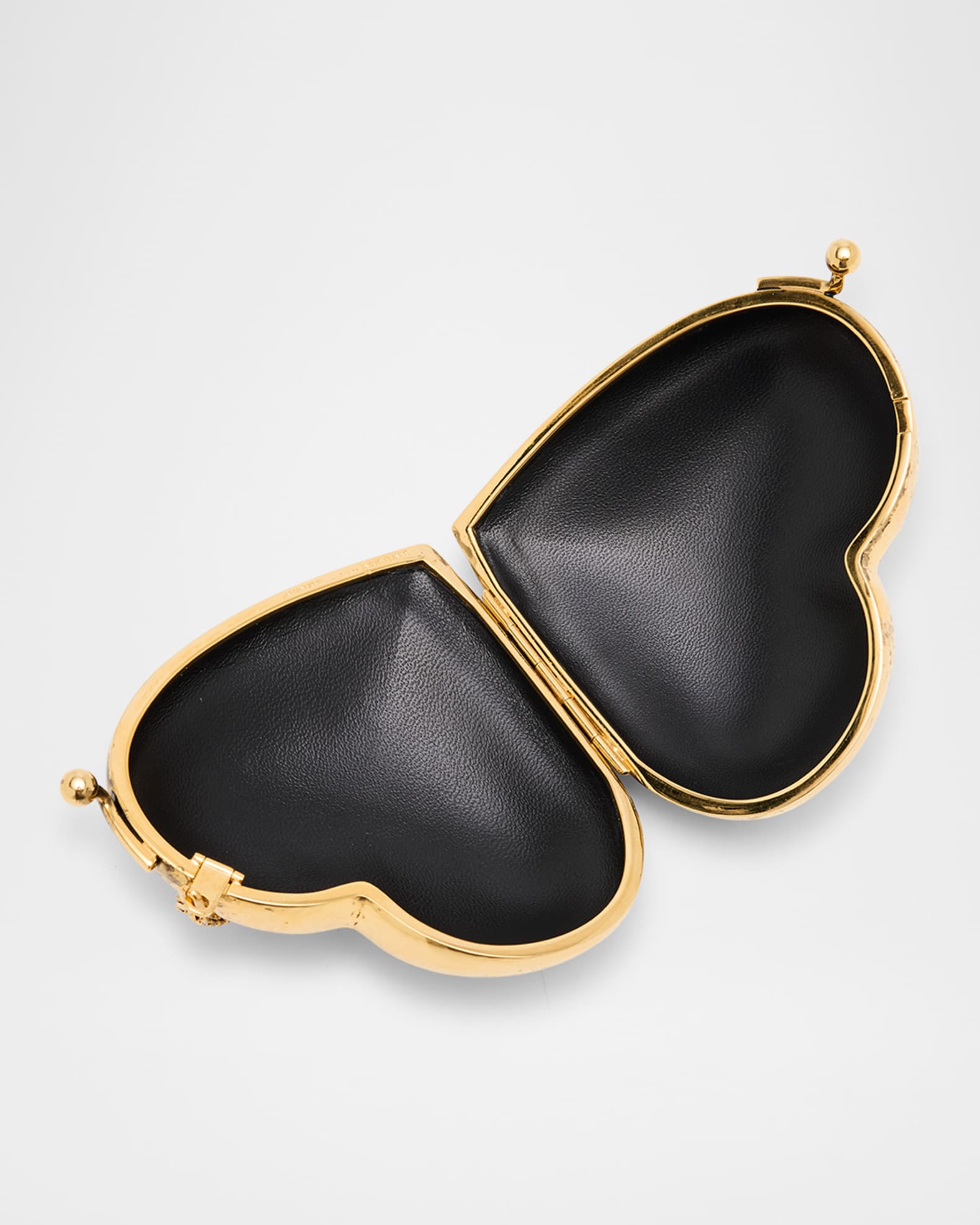 SAINT LAURENT◆真鍮製のイブニングミニハートミノディエール Saint Laurent Mini YSL Minaudiere in Brass | Neiman Marcus