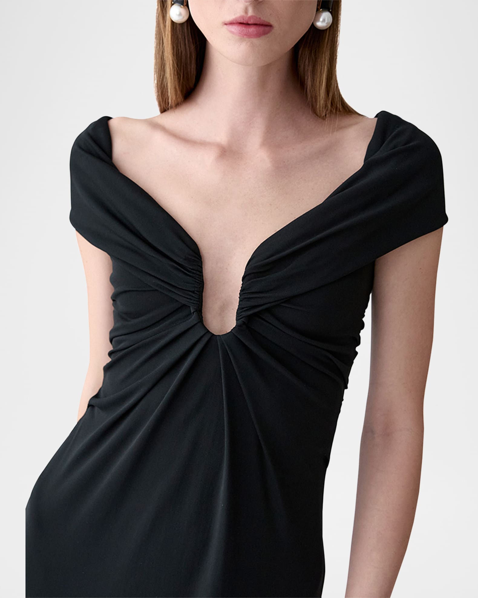 Carolina Herrera Off-The-Shoulder Ruched Gown | Neiman Marcus