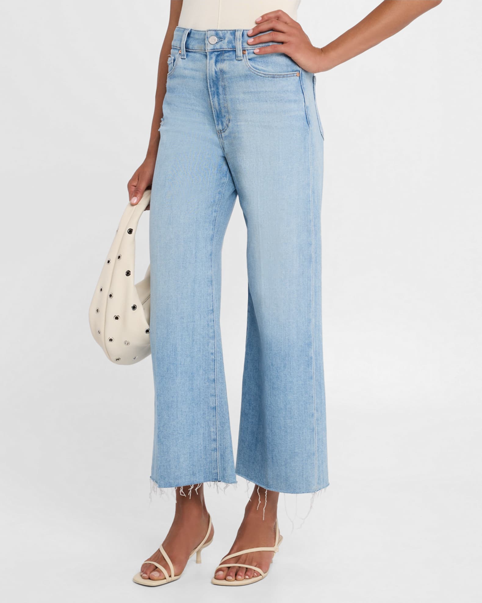 Anessa 31 Raw Hem Jeans main image 1