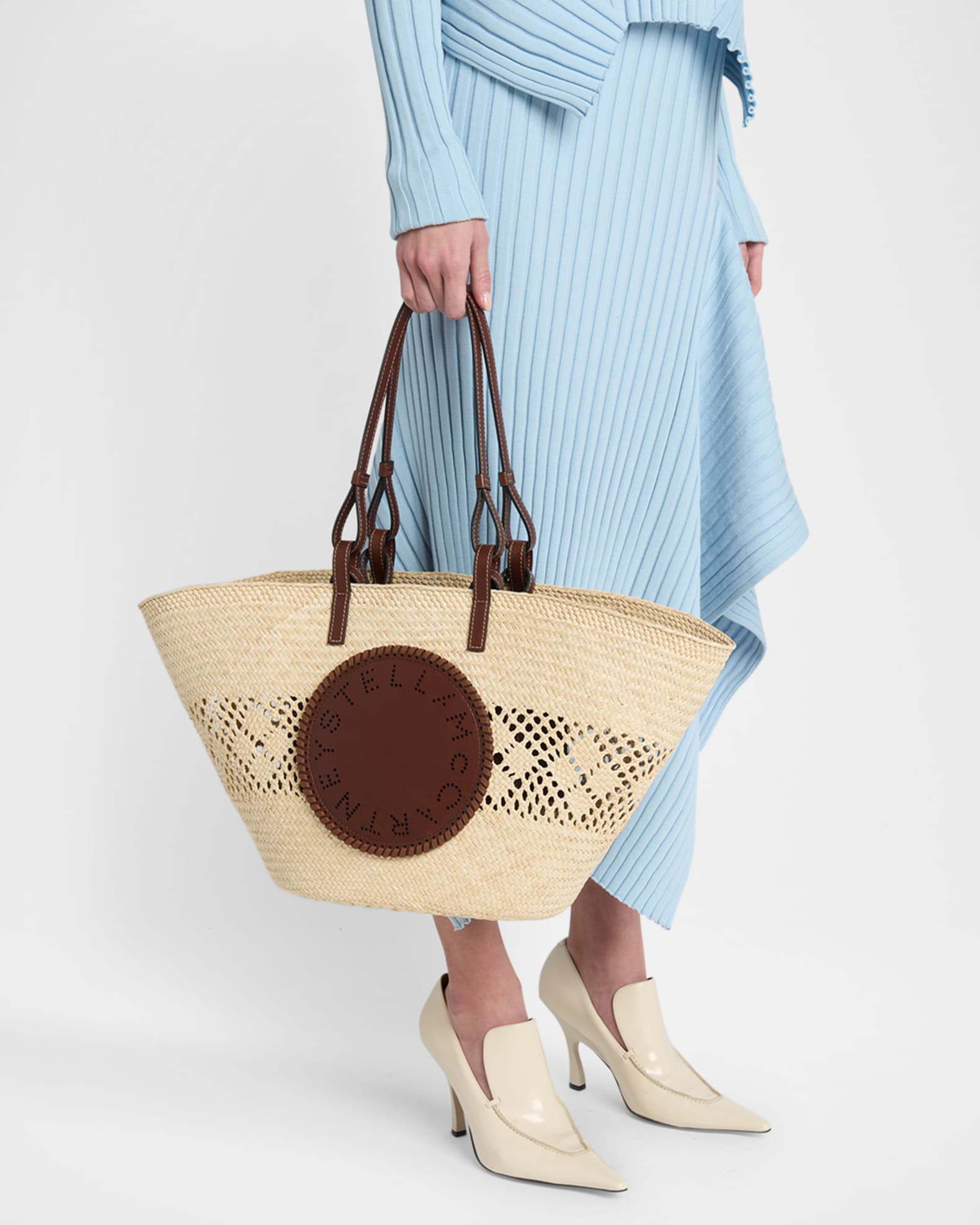 Small Logo Raffia Basket Tote Bag 1
