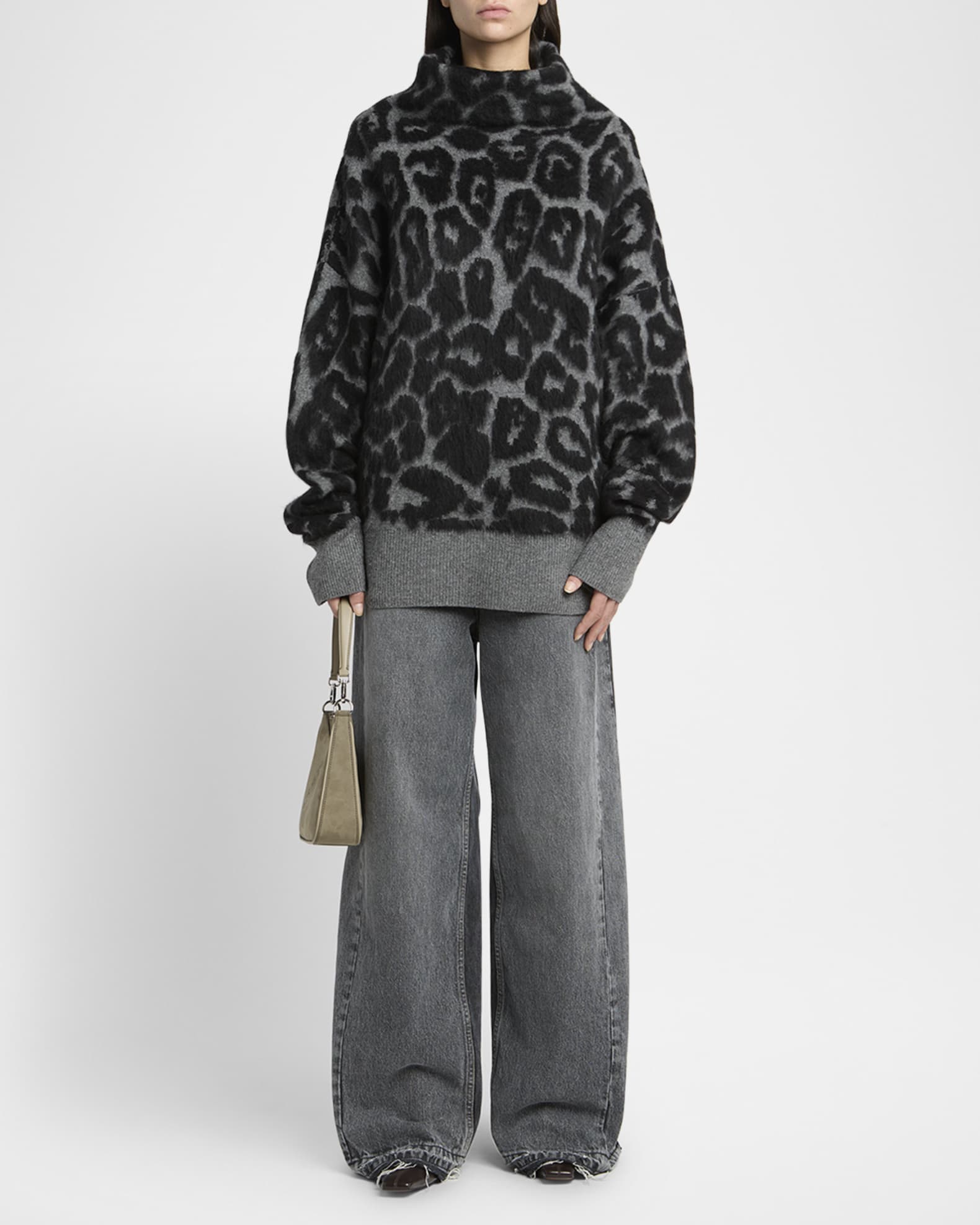 Leopard Jacquard Oversized Wool Turtleneck 1