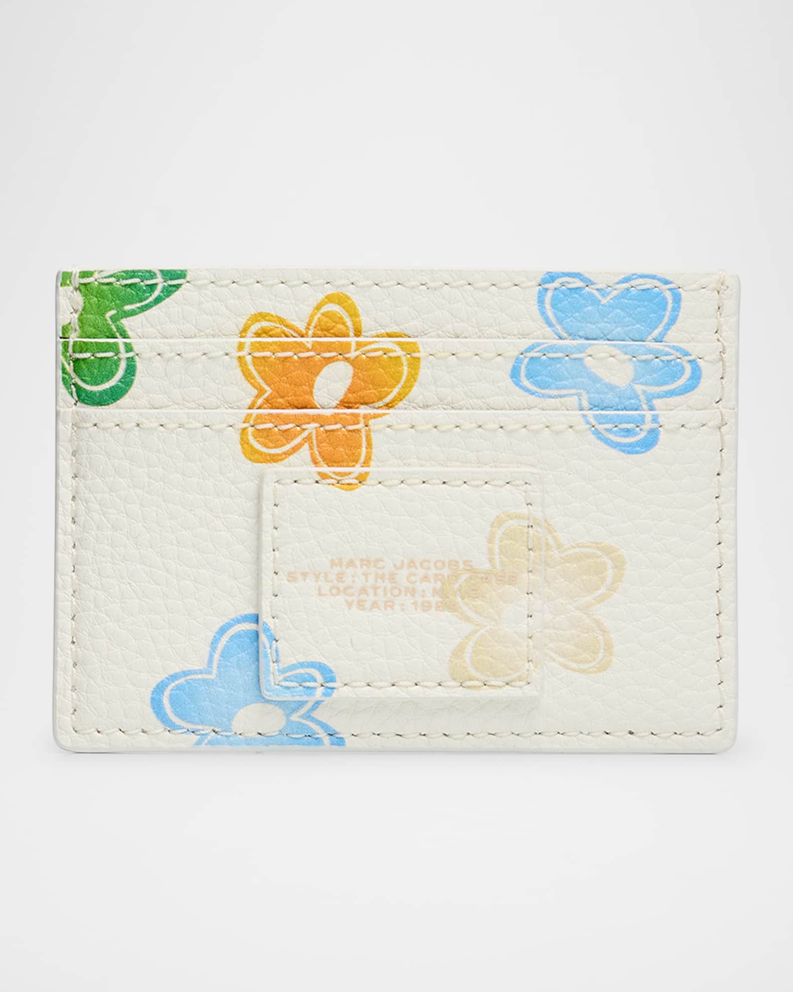 [MARC JACOBS]ワイルドデイジーレザーカードケース Marc Jacobs Wild Daisy Leather Card Case | Neiman Marcus