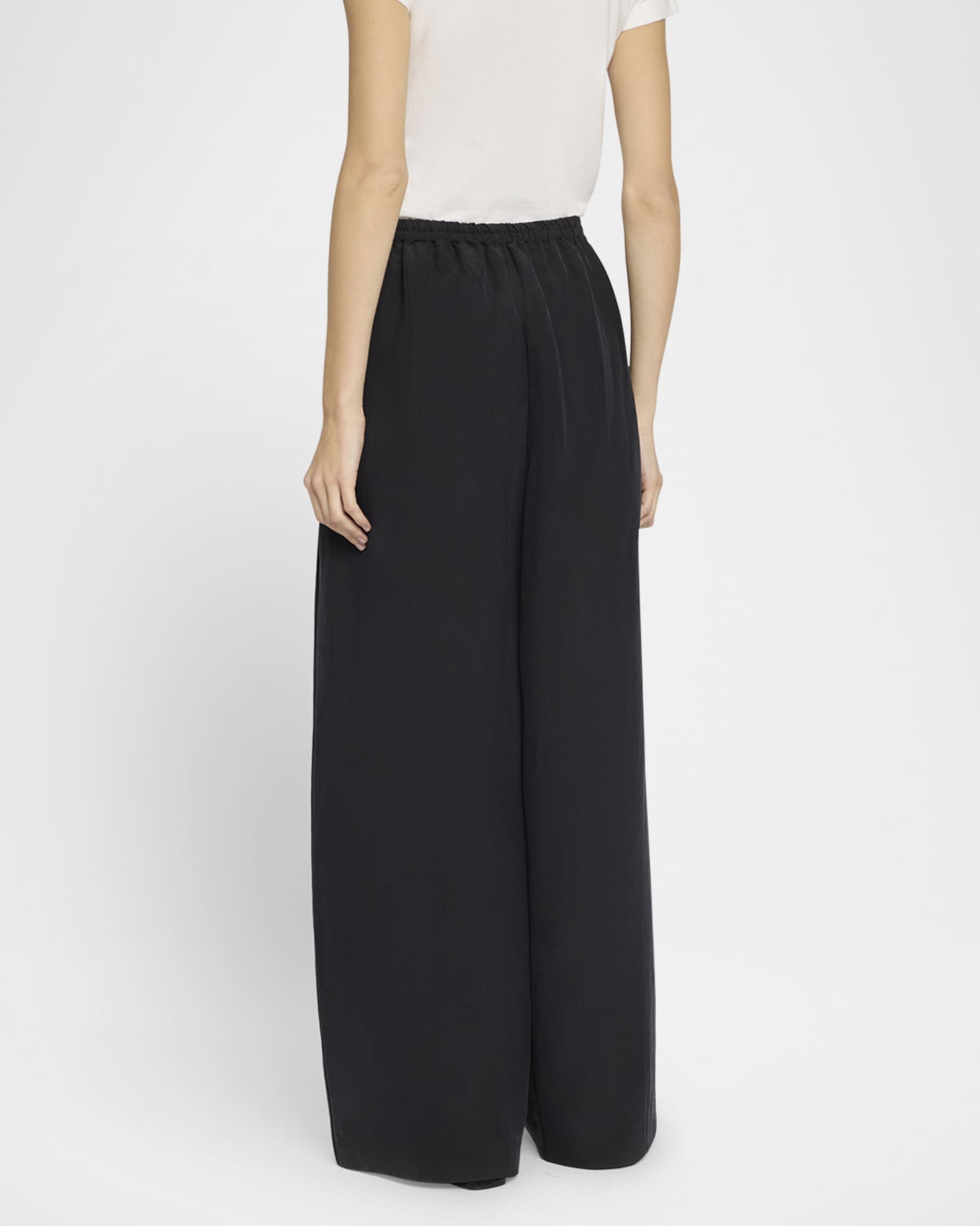 パンツ [The Row] Bellana Pant in Silk Bellana Pant Black in Silk – The Row