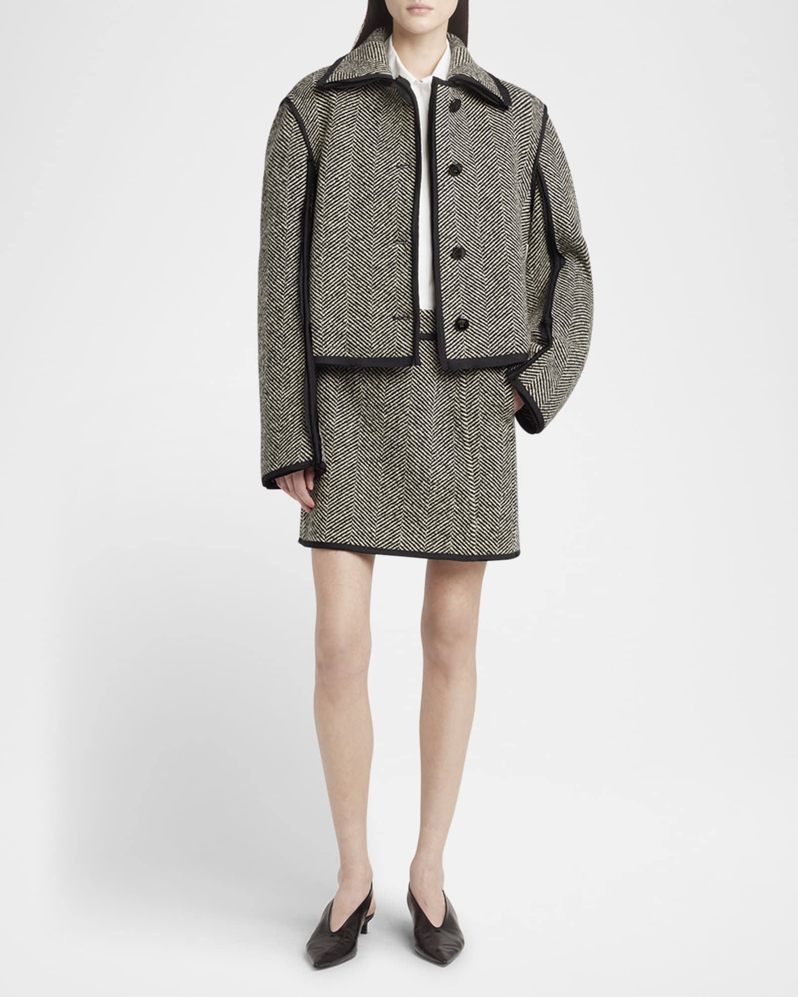 Raw-Edge Trim Herringbone Jacket 1