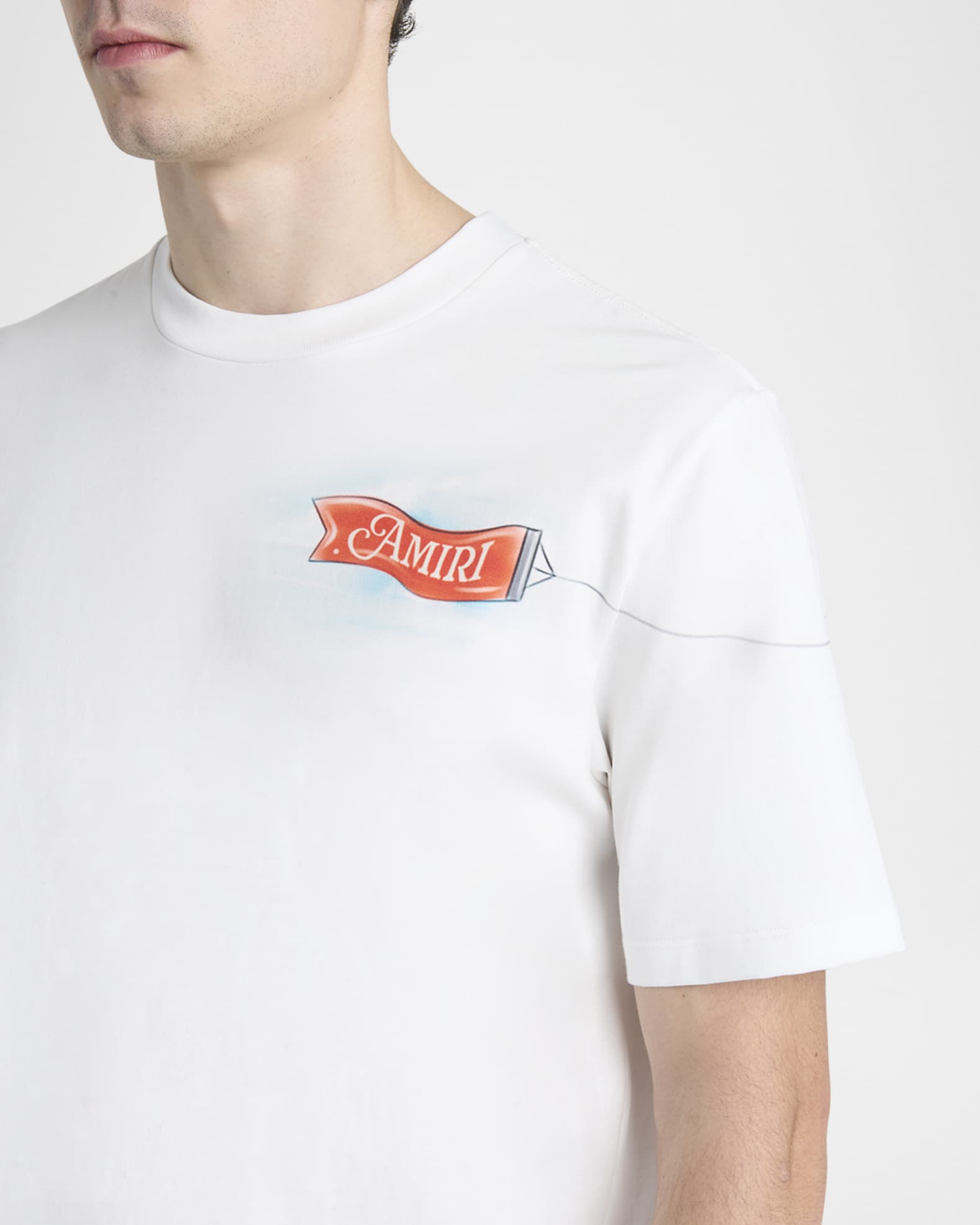 25SS new/AMIRI Amiri For The World Tシャツ T-Shirt White Amiri Men's Amiri For The World Graphic T-Shirt | Neiman Marcus