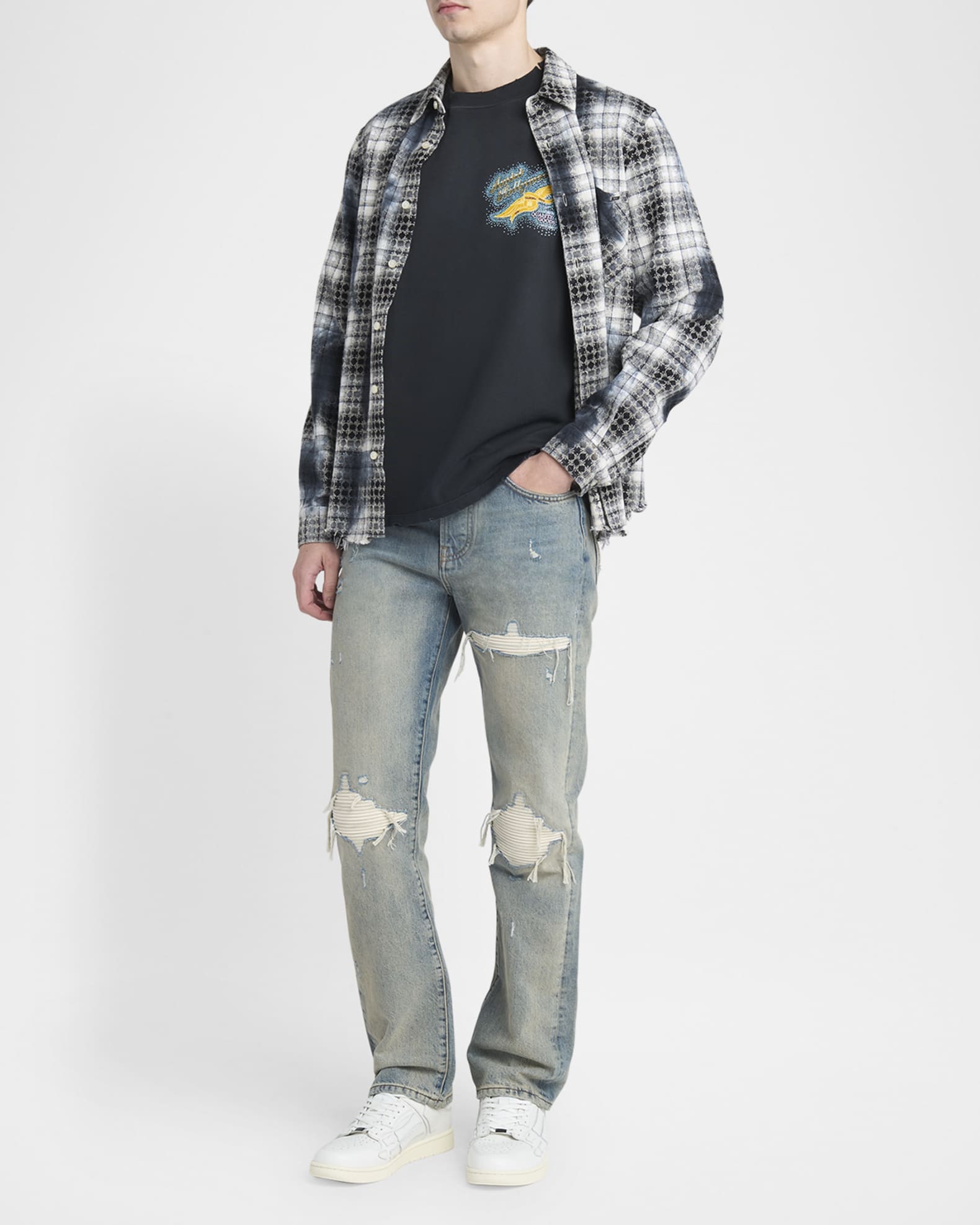 【AMIRI】メンズ・クリスタル・アミリ・ウィングス・Tシャツ Amiri Men's Crystal Amiri Wings T-Shirt | Neiman Marcus