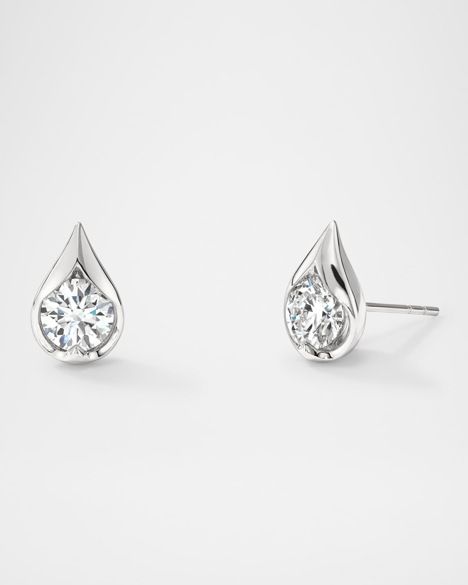 18K Yellow Gold LU Diamond Droplet Stud Earrings 0