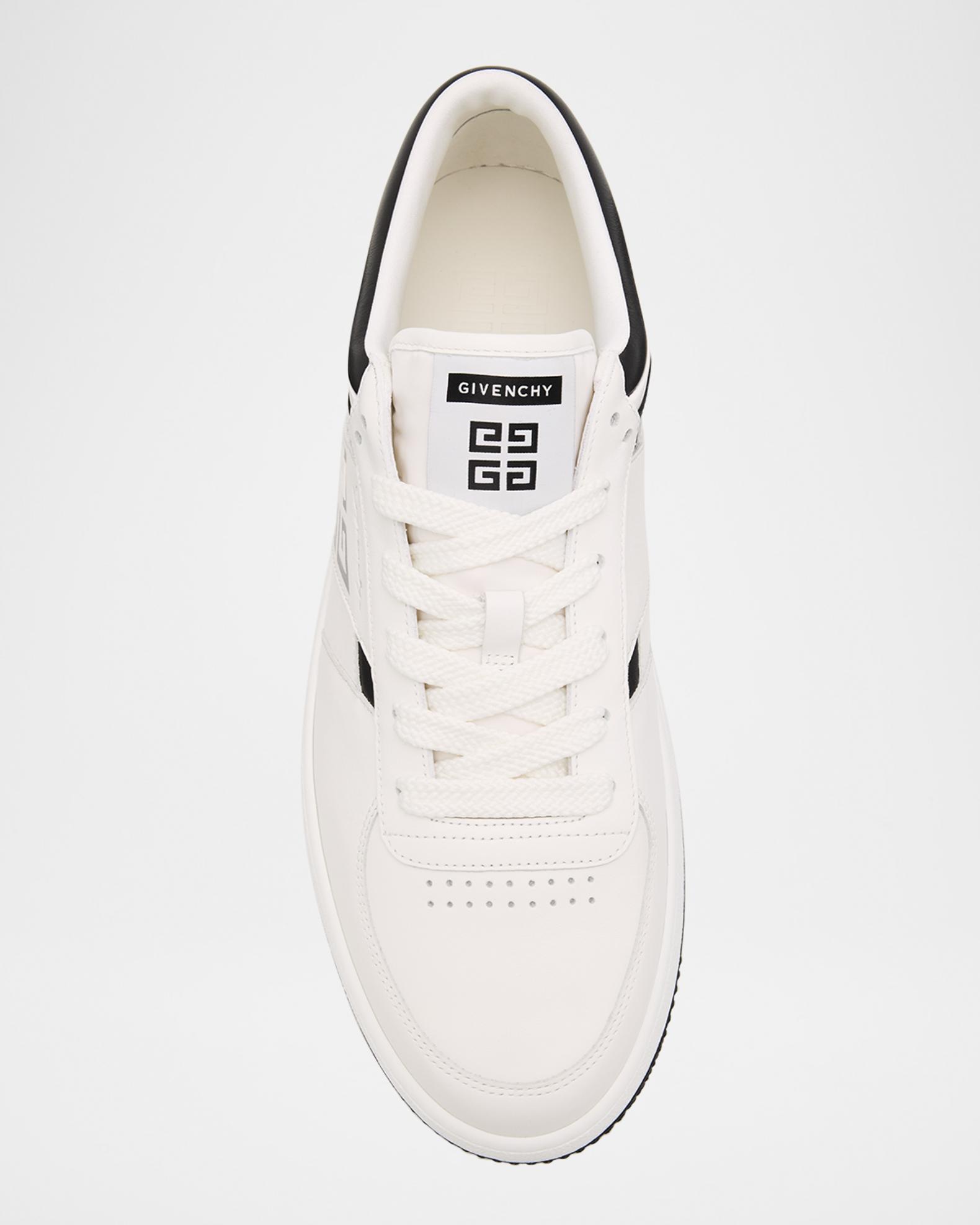 Givenchy White Leather Low-Top Sneakers with Black Logo Accent Givenchy Urban Street Logo Band Sneaker White Black EU 41  main image 2