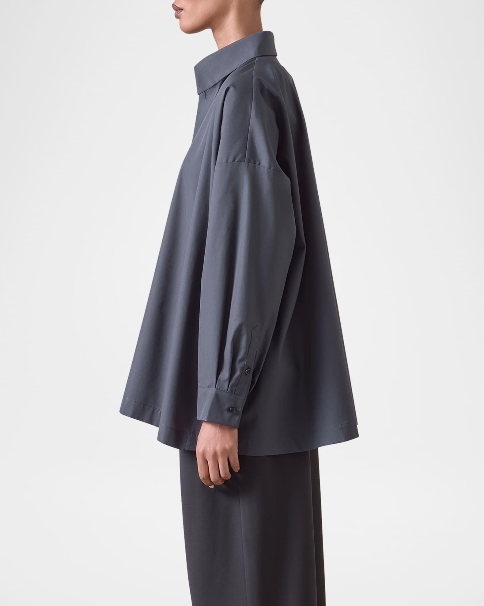 Eskandar Cotton Poplin Angle-To-Front Side Seam Shirt With