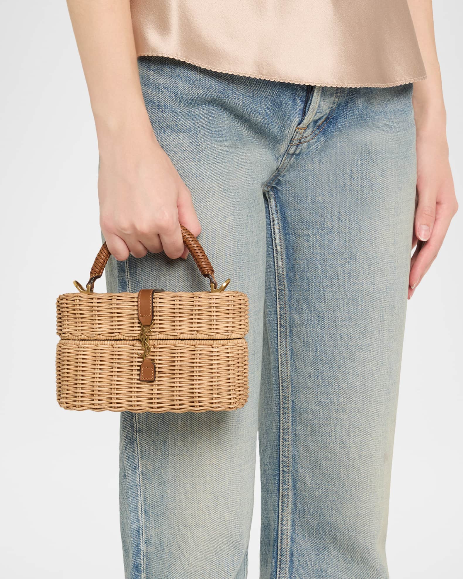 Raffia Effect Crystal Vanity Bag カゴバッグ Saint Laurent YSL Vanity Bag in Raffia Wicker | Neiman Marcus