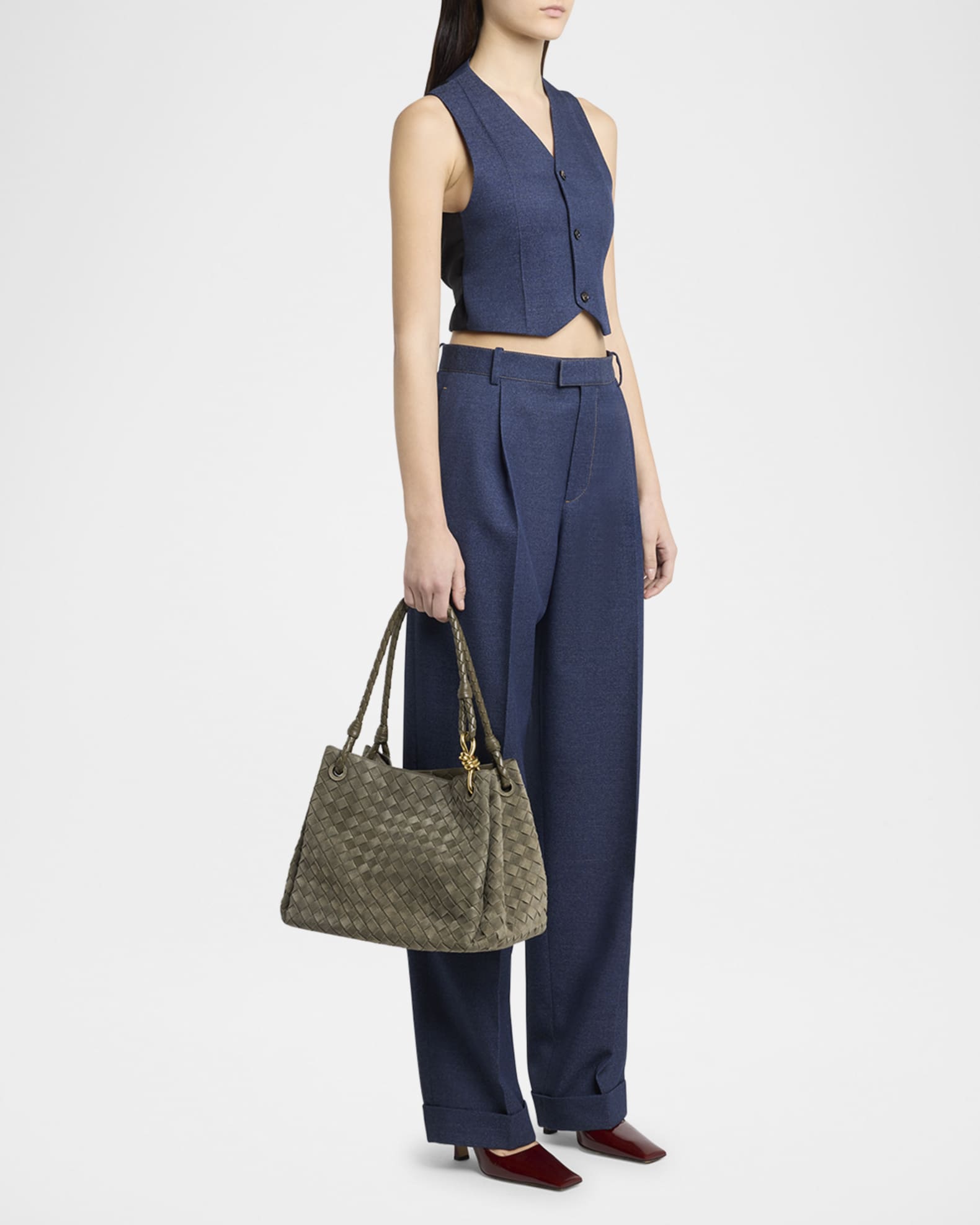 ショルダーバッグ・ポシェット BOTTEGA VENETA LARGE PARACHUTE BAG Bottega Veneta® Women's Large Parachute in New sauge. Shop
