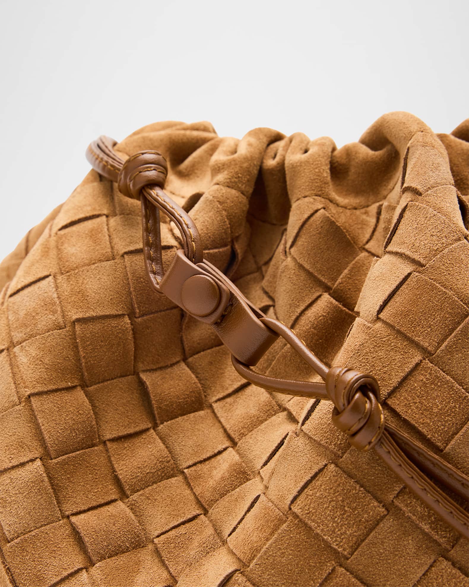 ポーチ Bottega Veneta Suede Dustbag With Intrecciato Motif Bottega Veneta Dustbag Suede Pouch Bag | Neiman Marcus