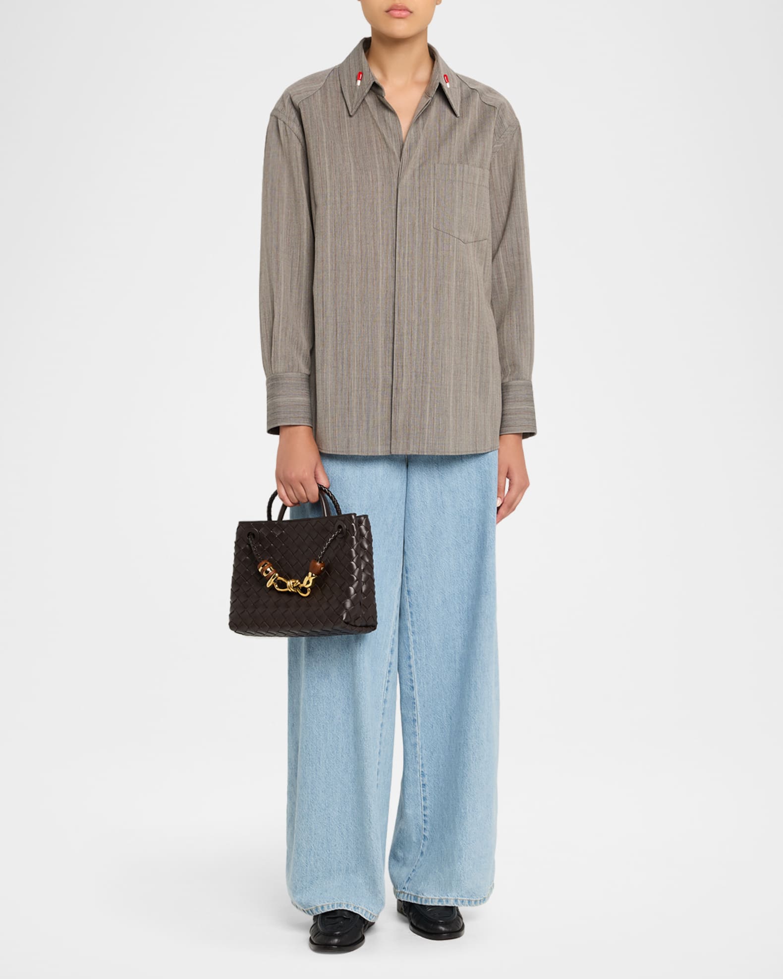 【BOTTEGA VENETA】Small Andiamo トップハンドルバッグ Bottega Veneta Andiamo Small Leather Top-handle Bag | Neiman