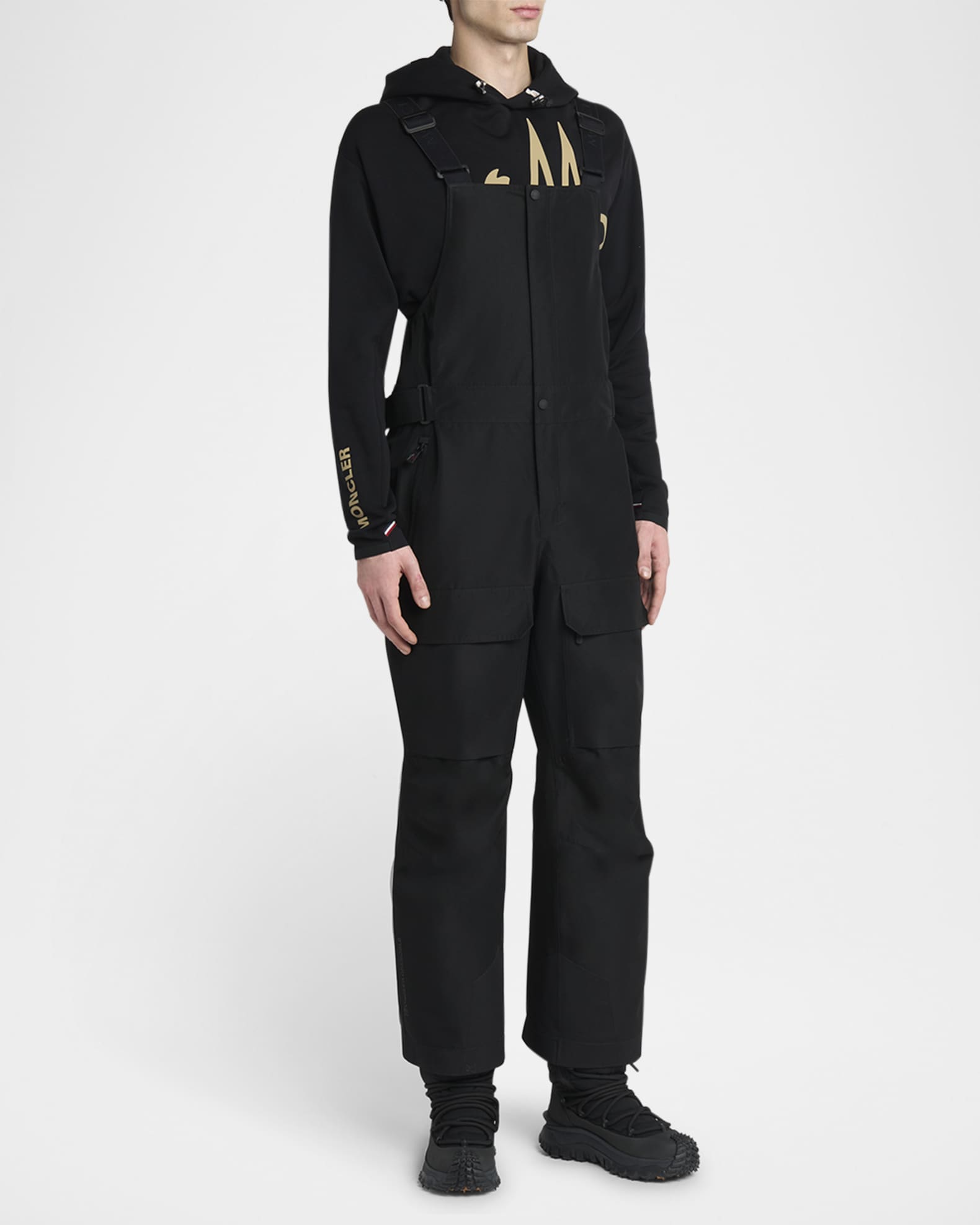 MONCLER ブラック スノーボードウェア S ハンガーセット MONCLER ブラック スノーボードウェア S ハンガーセット MONCLER