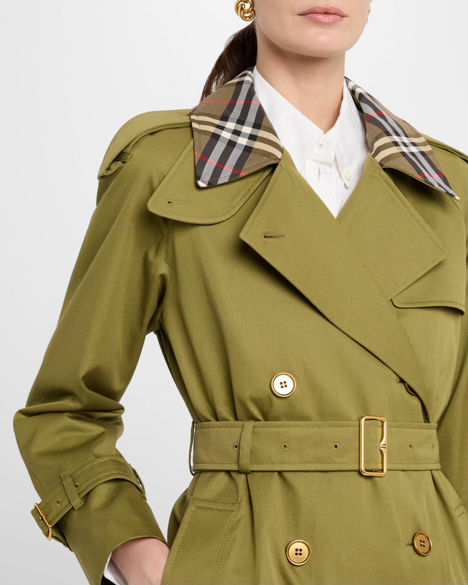 コート Burberry Castleford Double-Breasted Trench With Check Collar Burberry Castleford Check-Collar Belted Double-Breasted