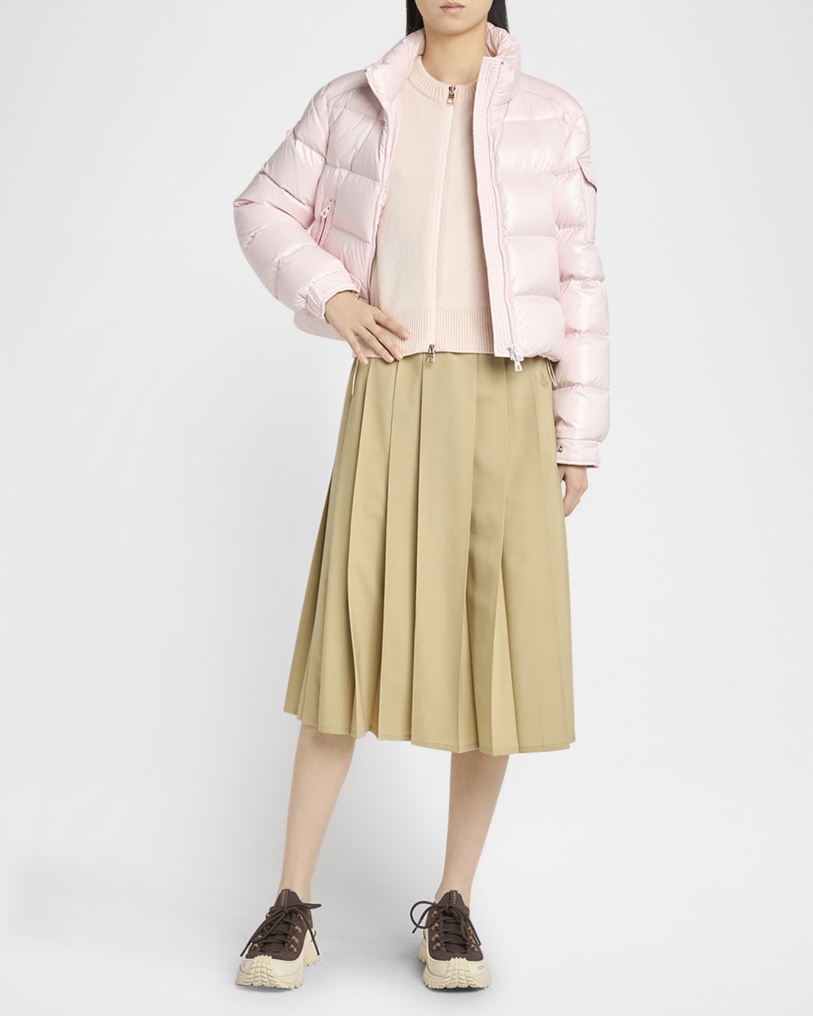 ダウンジャケット・コート Moncler Piumino Corto Petra Moncler Petra Short Down Puffer Jacket | Neiman Marcus