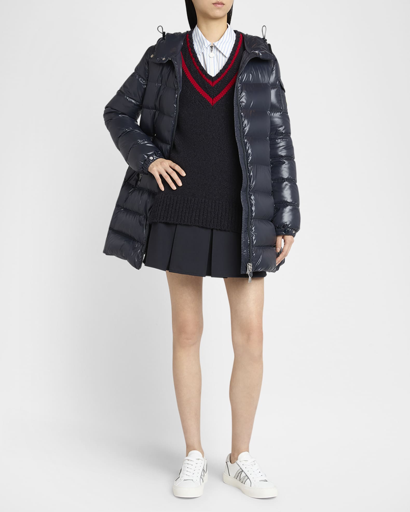 半額ストア Sweater V-Neck Moncler | Marcus Neiman トップス