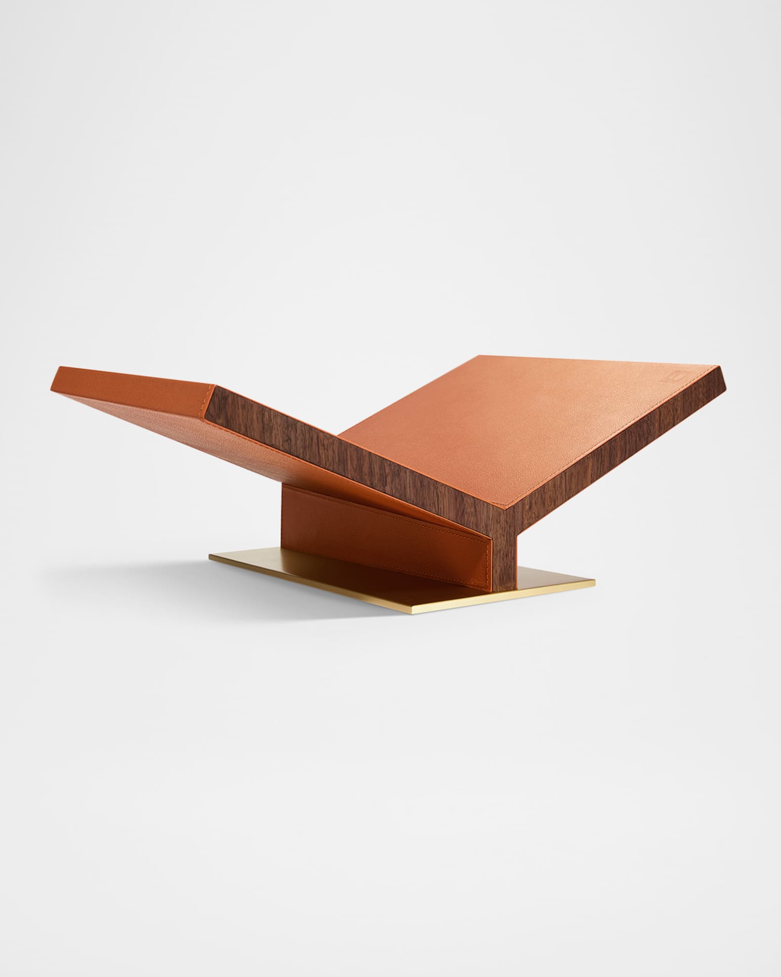 Collector Classic Leather Bookstand 1