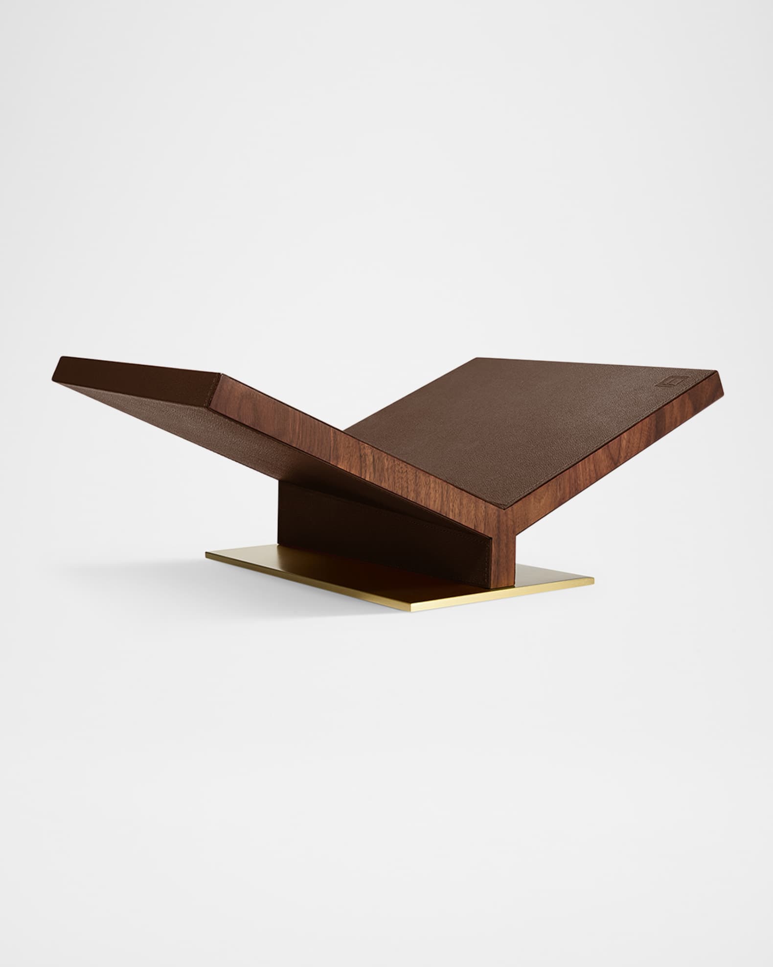 Collector Classic Leather Bookstand 1