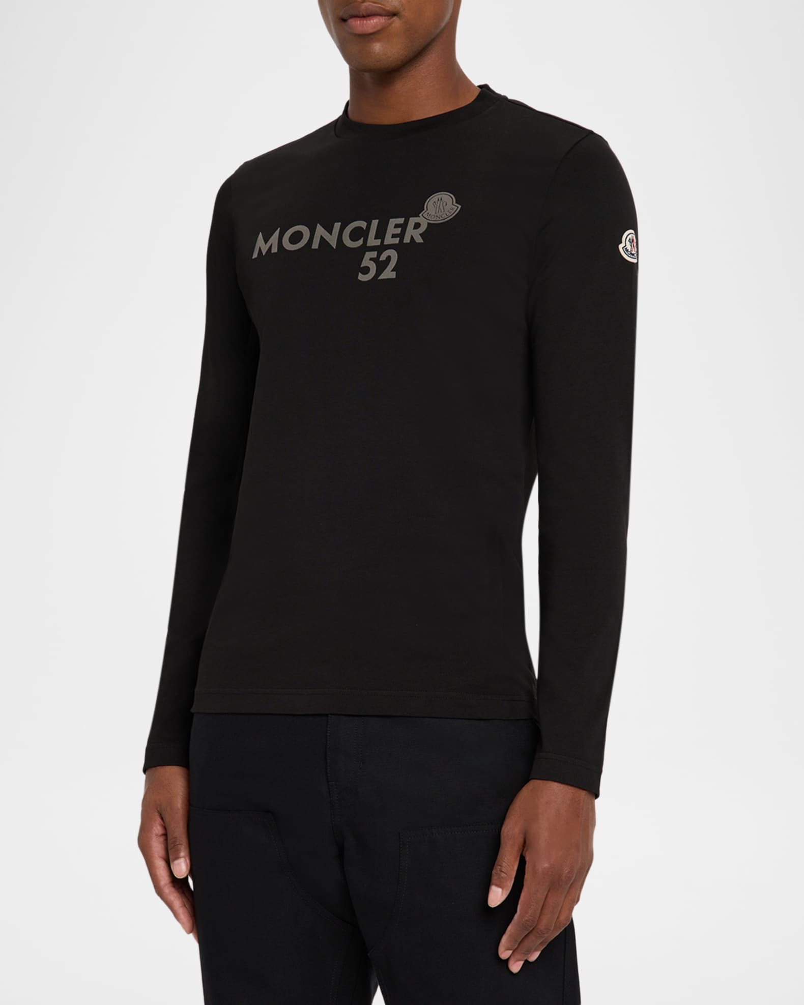 MONCLER ロゴプリント ブラック長袖Tシャツ S MONCLER (モンクレール) 袖ロゴ プリント クルーネック 長袖 Tシャツ