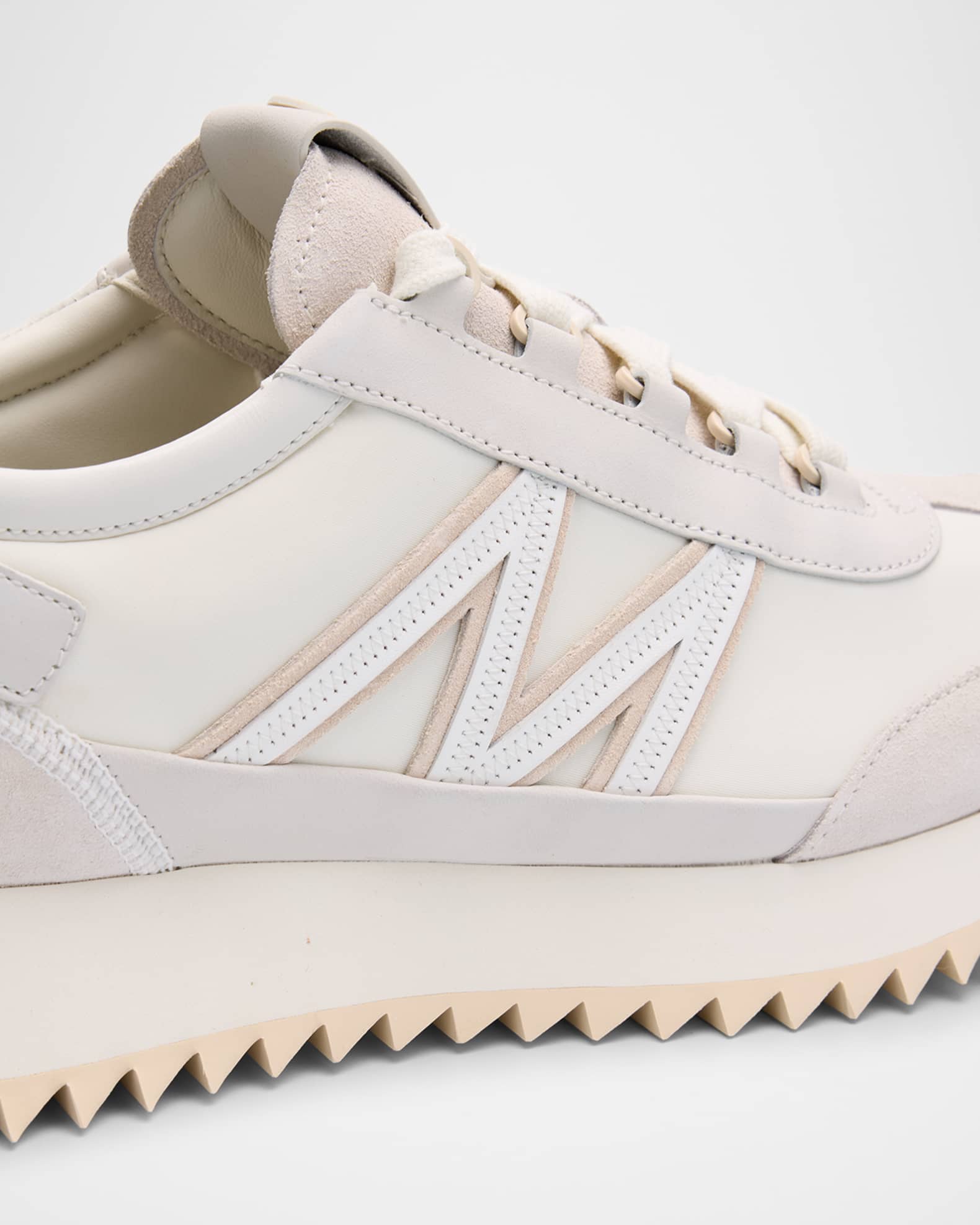 スニーカー MONCLER PACEY2 LOW TOP SNEAKERS Moncler Men's Pacey 2 Low Top Sneakers | Neiman Marcus