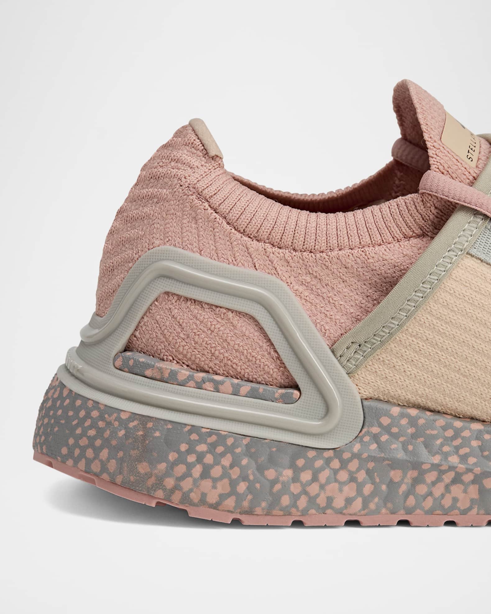 adidas by Stella McCartney Ultraboost DNA Graphic-Sole