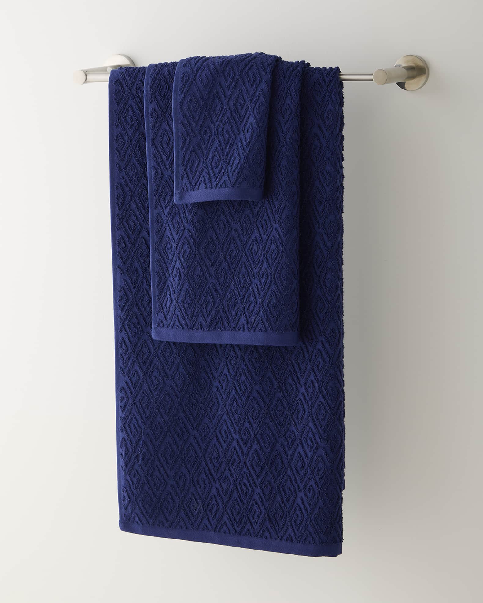 Maze Textured Washcloth 0