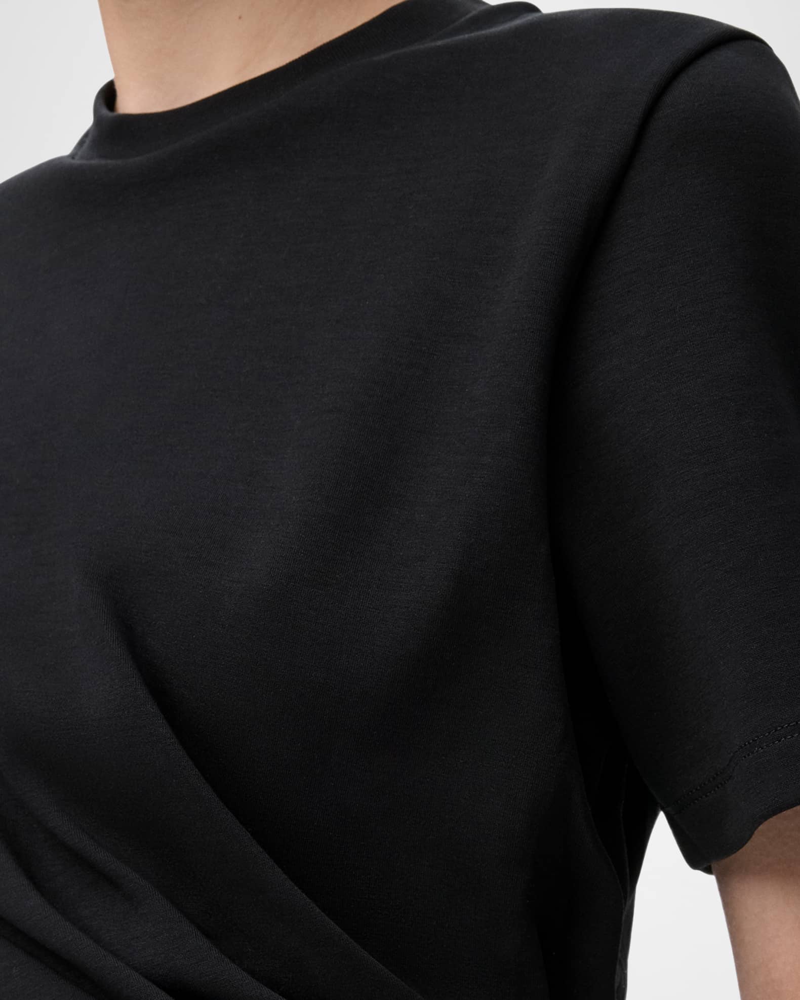 Tシャツ・カットソー Loewe EMBROIDERED TSHIRT DRAPED Loewe Short-Sleeve Draped Twisted T-Shirt | Neiman Marcus