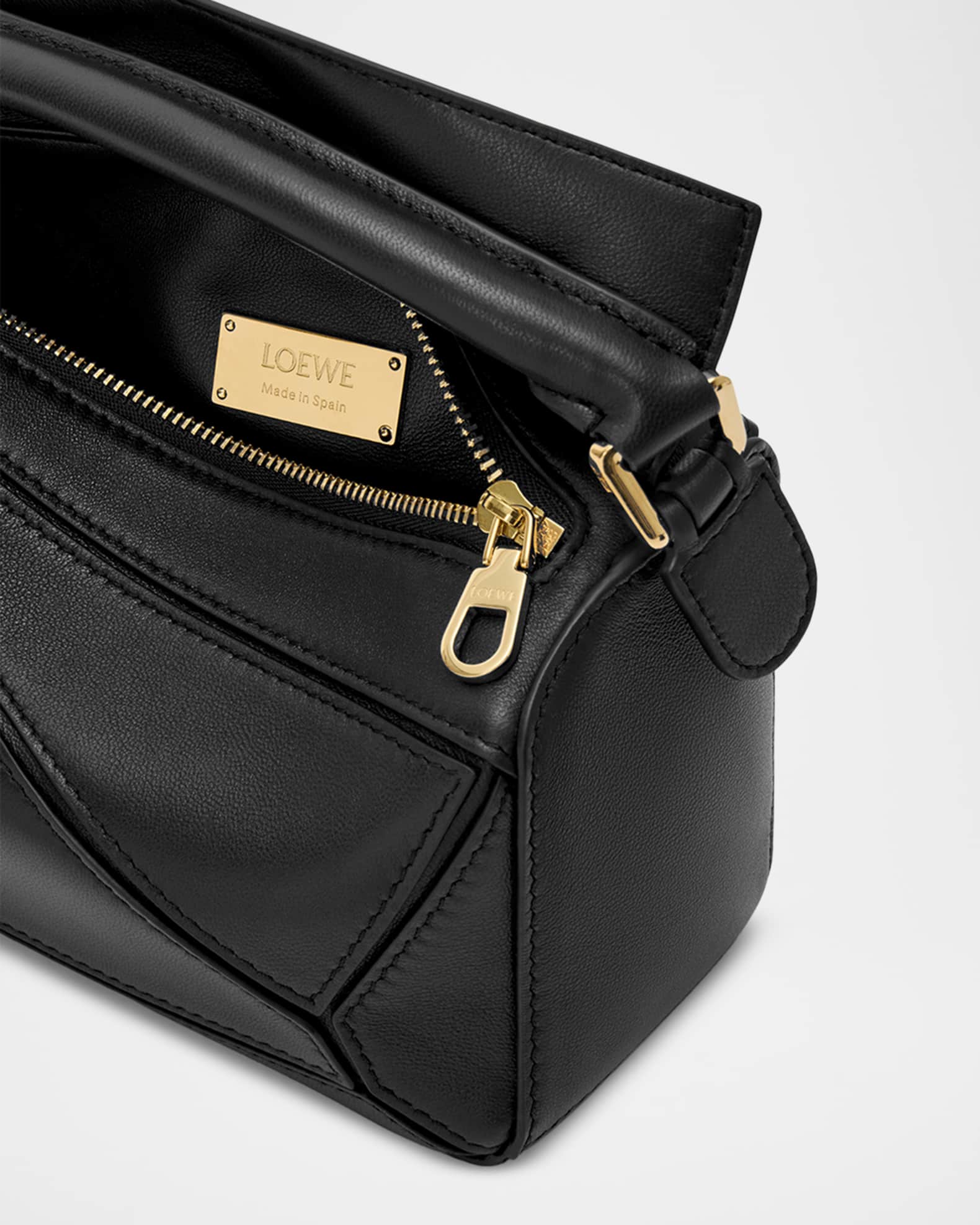 30cm、25cm、23cm Loewe Puzzle Mini Top-Handle Bag in Nappa Leather | Neiman Marcus