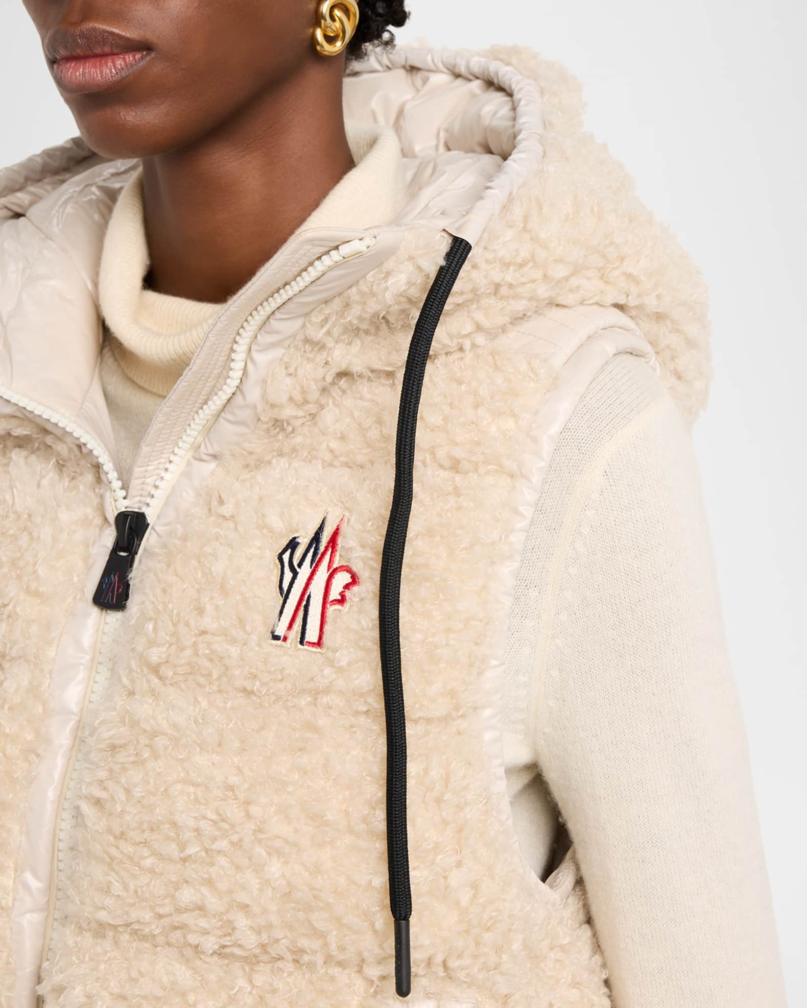 新品同様★2023年モデル MONCLER ダウンベスト TEDDY VEST Brown Teddy Padded Vest - Vests for Women | Moncler US