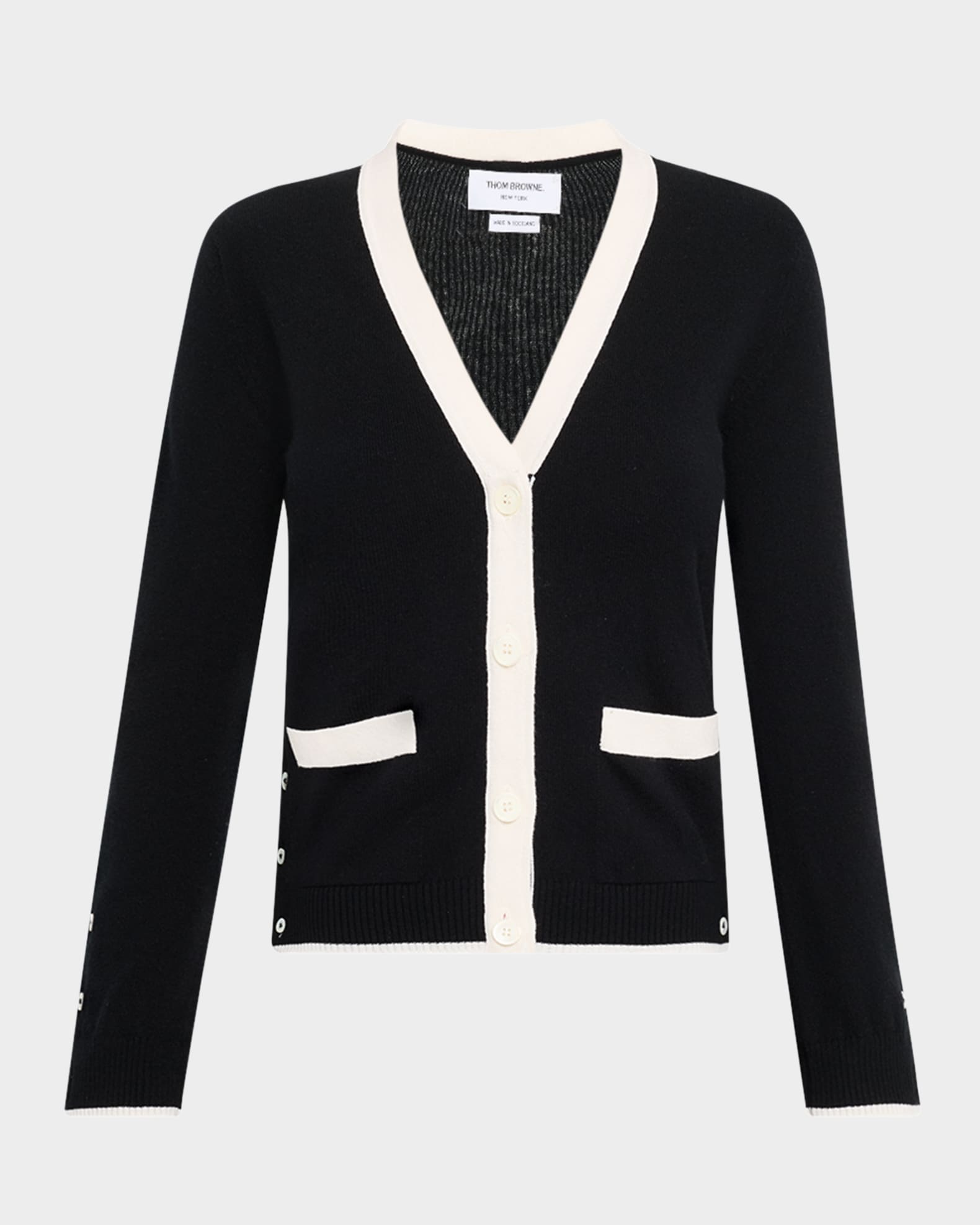 V-Neck Cardigan in Cashmere 0